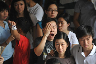 Tired voters in the Philippines