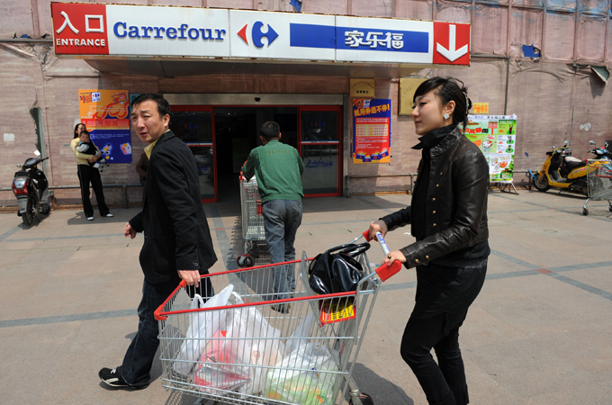 Chinese Urged To Boycott French Goods After Torch Relay Protest In France - stephen roach syndicate