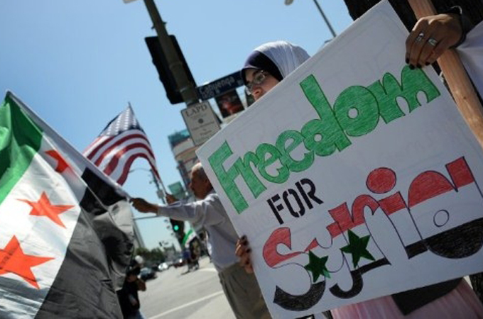 Syrian forces injure demonstrators