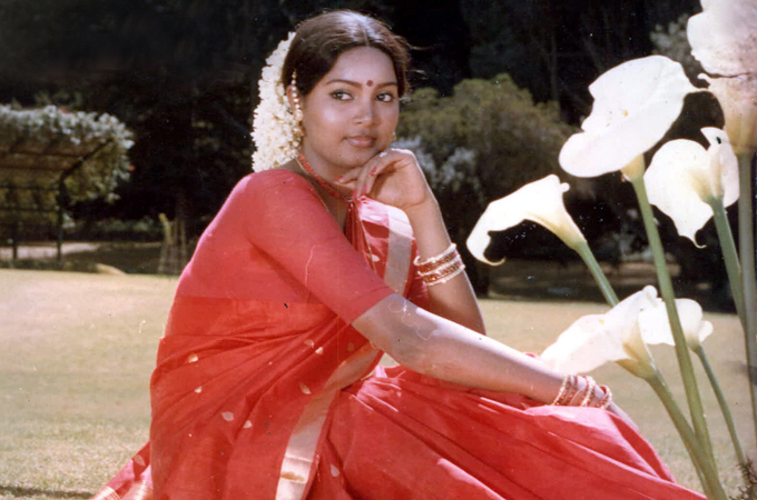 Tamil actress Viji who killed herself in 2000. Female actors find the going tougher than their male counterparts. [Ananda Vikatan]