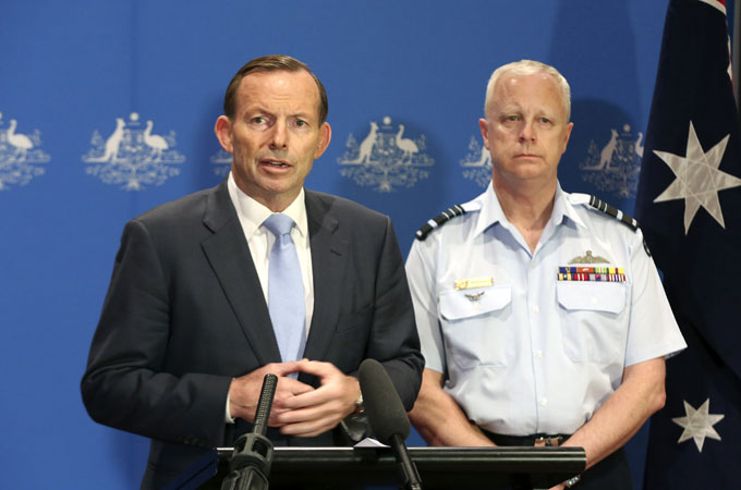 Tony Abbott (L) said the deployment of the Australian forces focused on Iraq and not Syria [EPA]