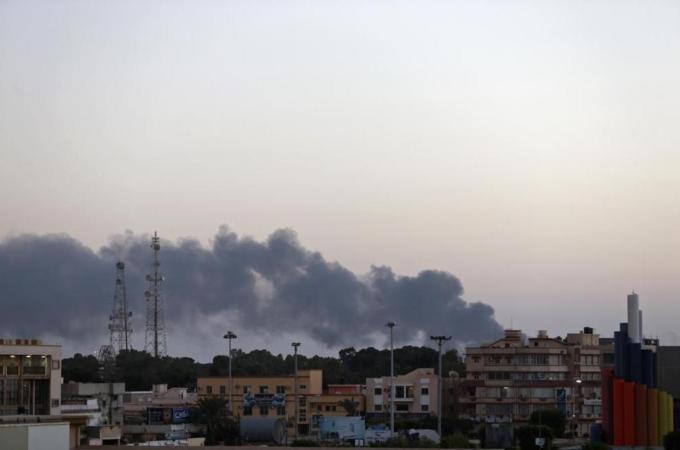 A tug-of-war has emerged between Libya's two rival governments, write Pack and Smith [Reuters]