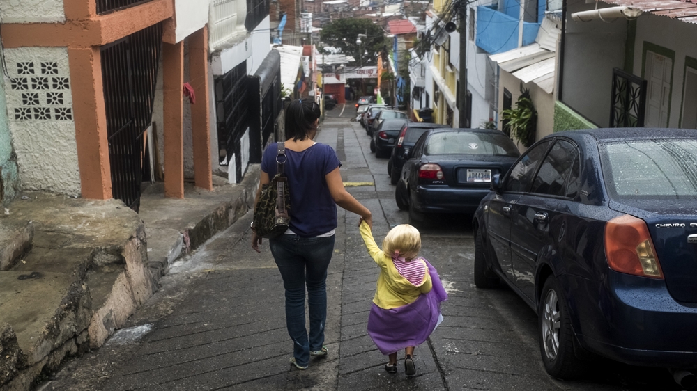 Magazine-DO NOT TOUCH//Caracas 8