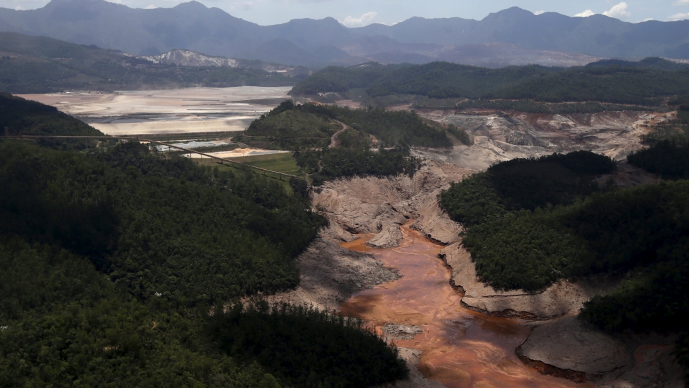 The dams that collapsed were located on hills overlooking the two districts that were devastated by the disaster [Ricardo Moraes/Reuters]