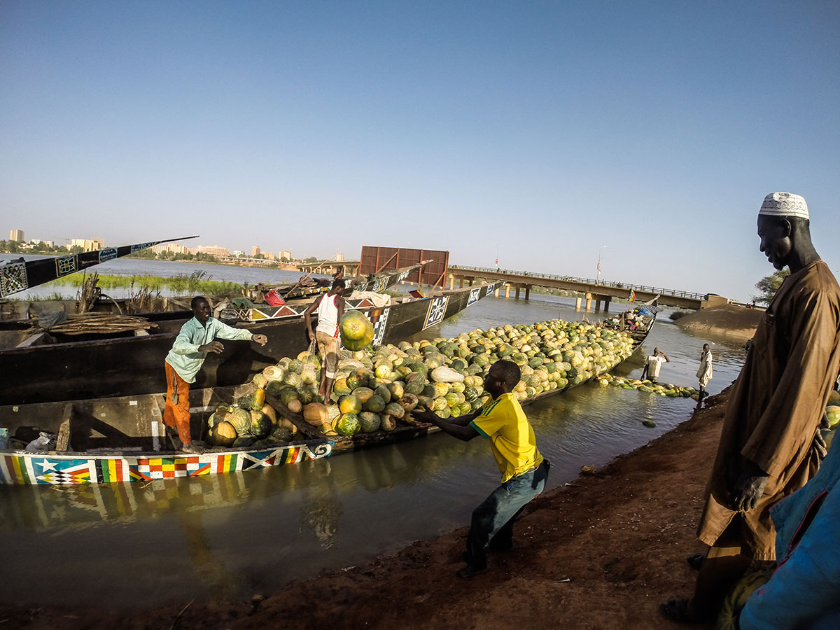 Current Life on the Niger River/ Please Do Not Use