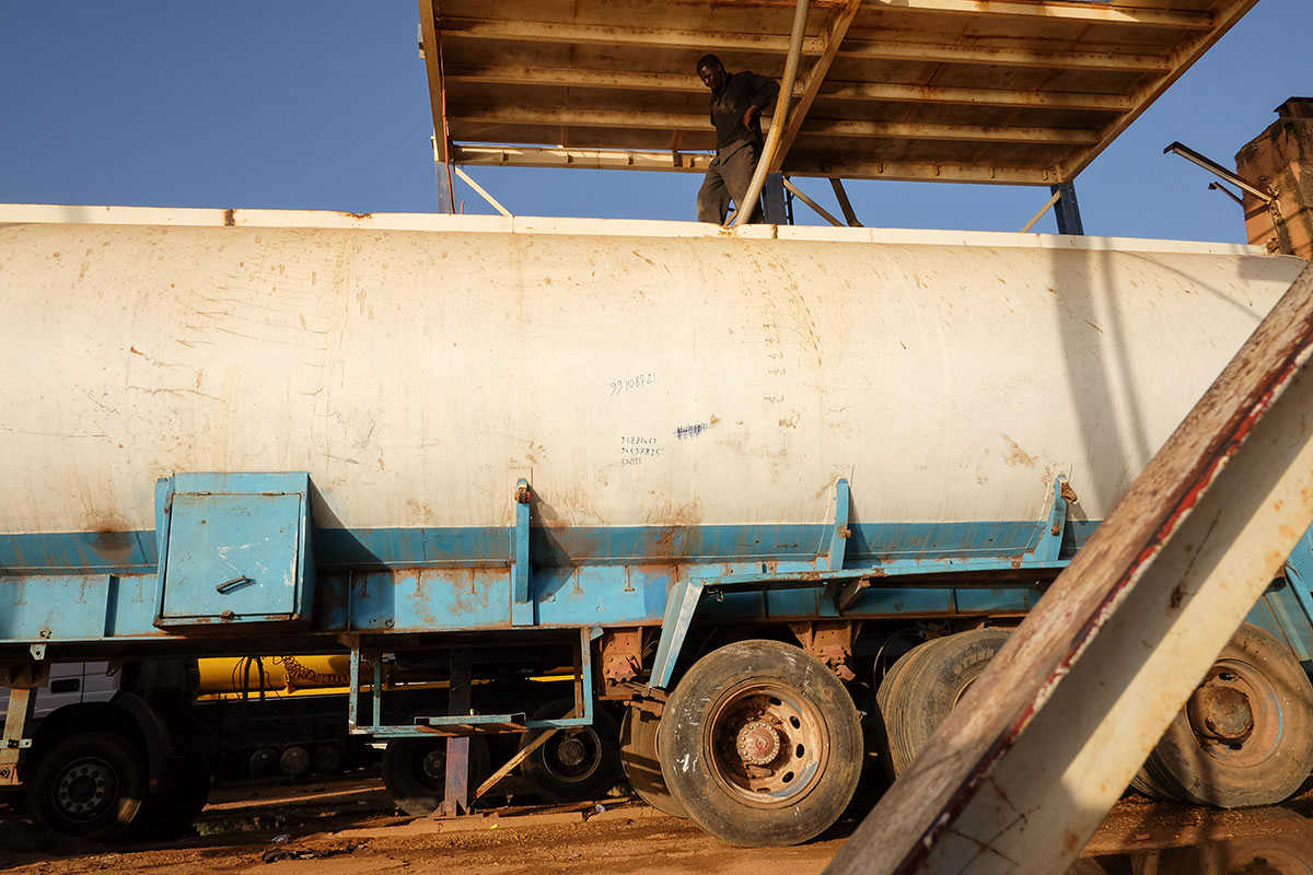 Current Life on the Niger River/ Please Do Not Use