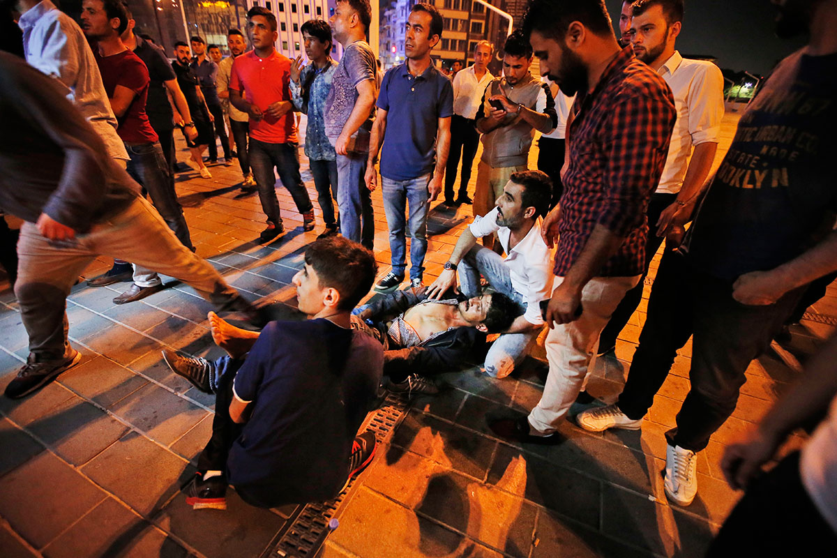 Military attempts coup in Turkey