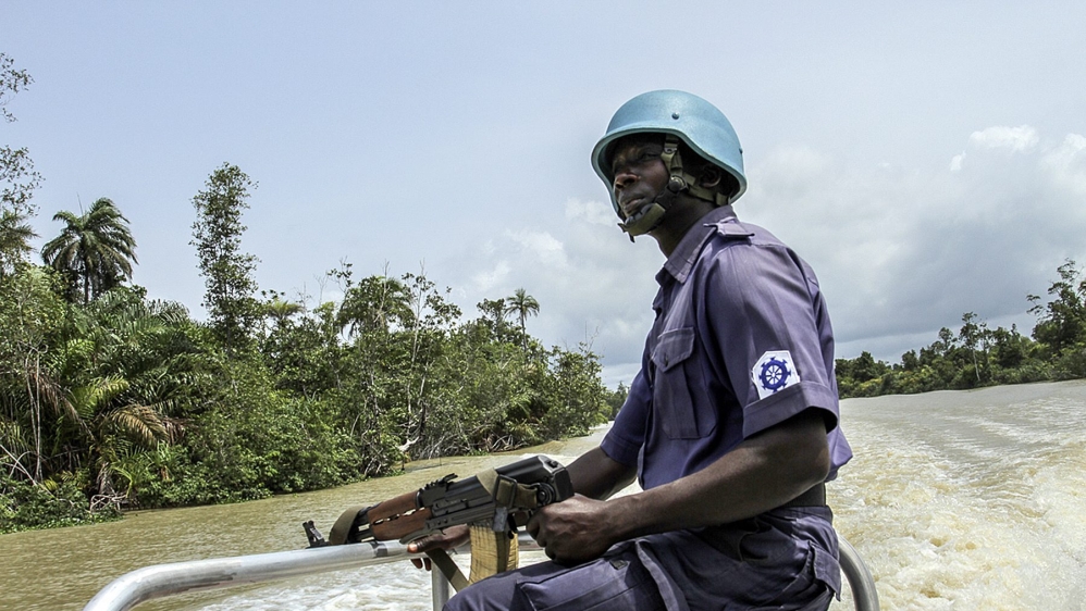 Nigerian authorities seize illegal oil shipment