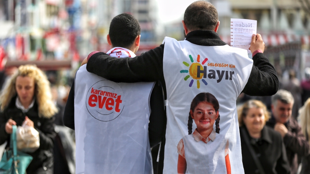 Turkey referendum campaigners