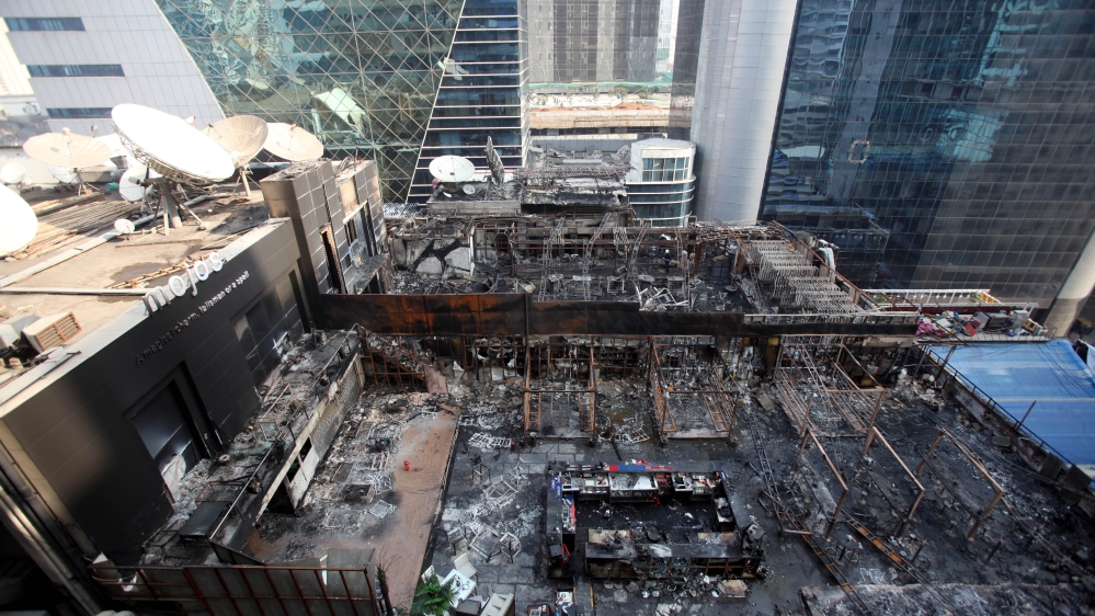 Fire broke out at a rooftop restaurant in Mumbai