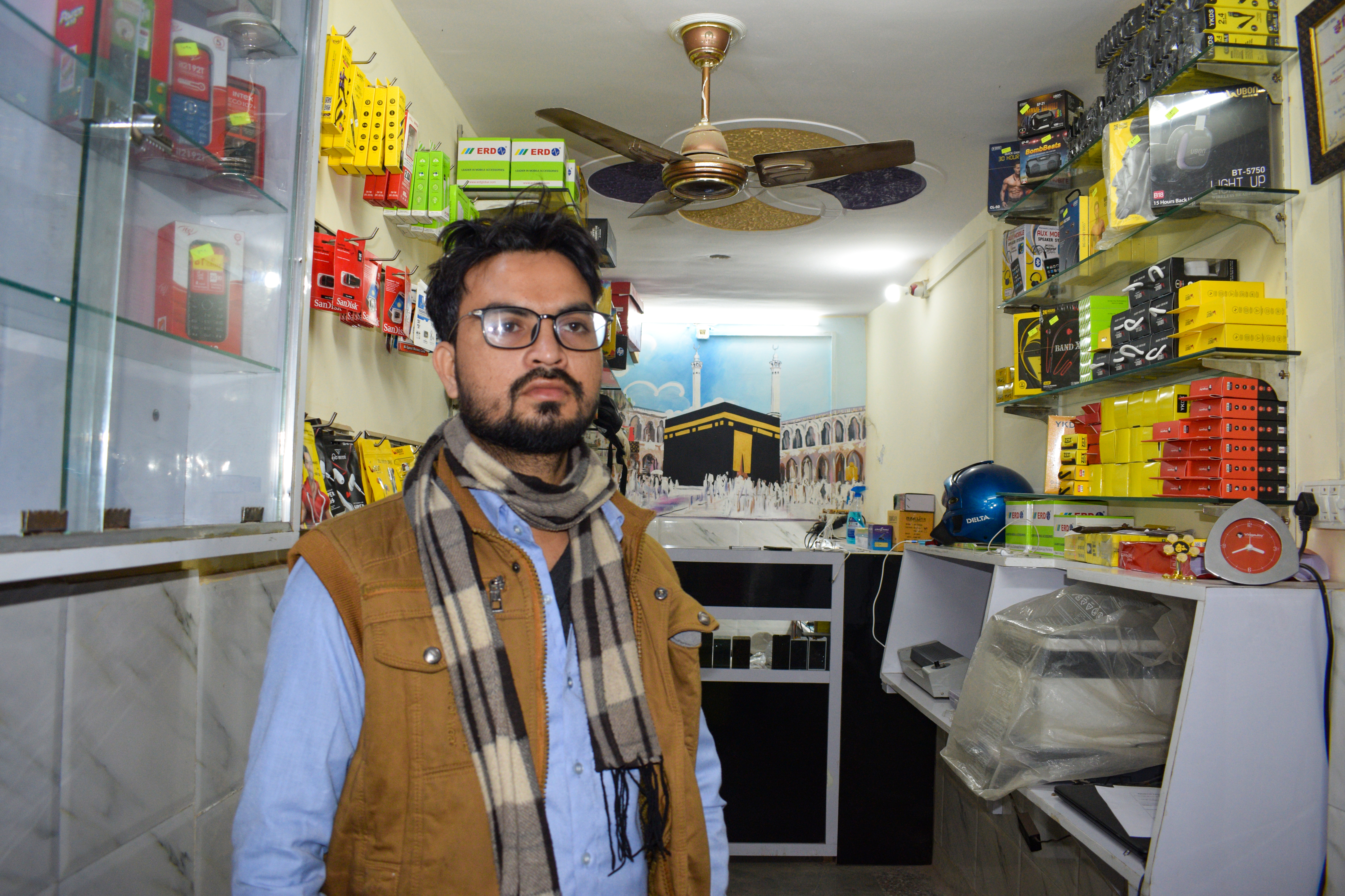 Muhammad&#39;s shop was first looted and then burned in last year&#39;s violence [Hanan Zaffar and Hasan Akram/Al Jazeera]