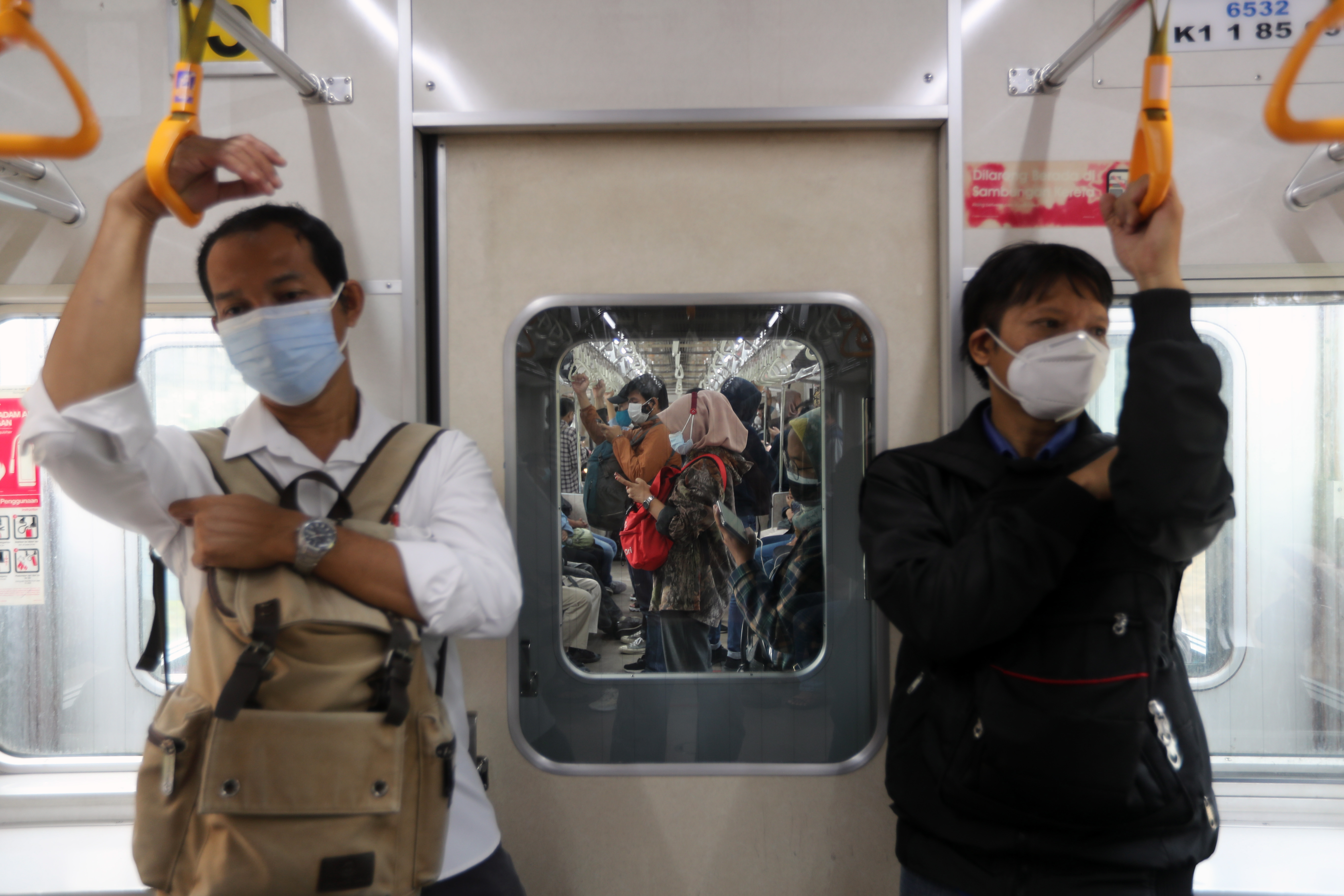 Indonesia appears to have controlled COVID-19 after July&#39;s surge, but experts say more aggressive testing and vaccination will be necessary, especially in far-flung parts of the archipelago to prevent a new wave of infections [File: Bagus Indahono/EPA]