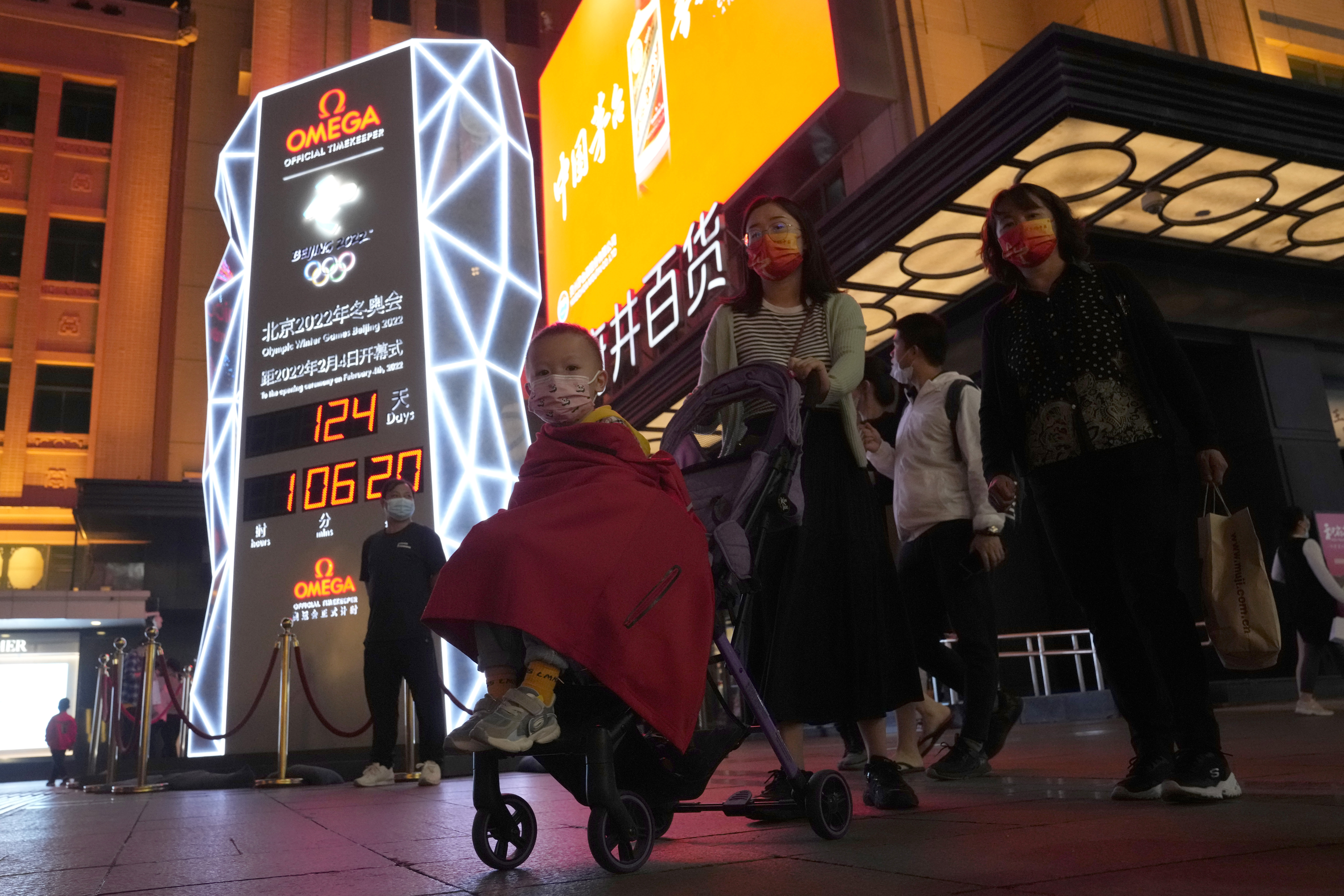 Retail sales picked up slightly in September compared with August [File: Ng Han Guan/AP Photo]