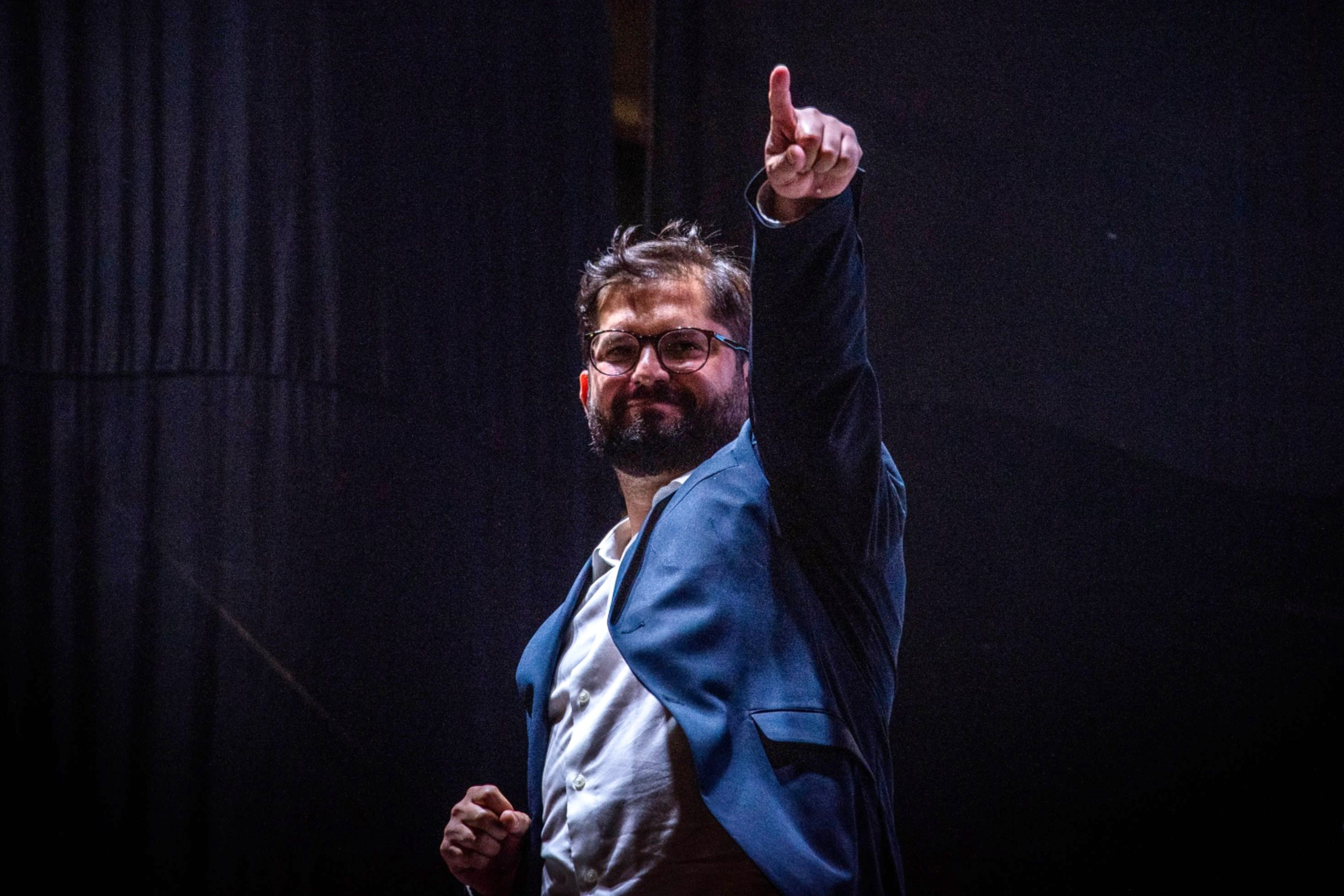 Gabriel Boric, Chile&#39;s president-elect, gestures during an election night rally in Santiago, Chile [Cristobal Olivares/Bloomberg]