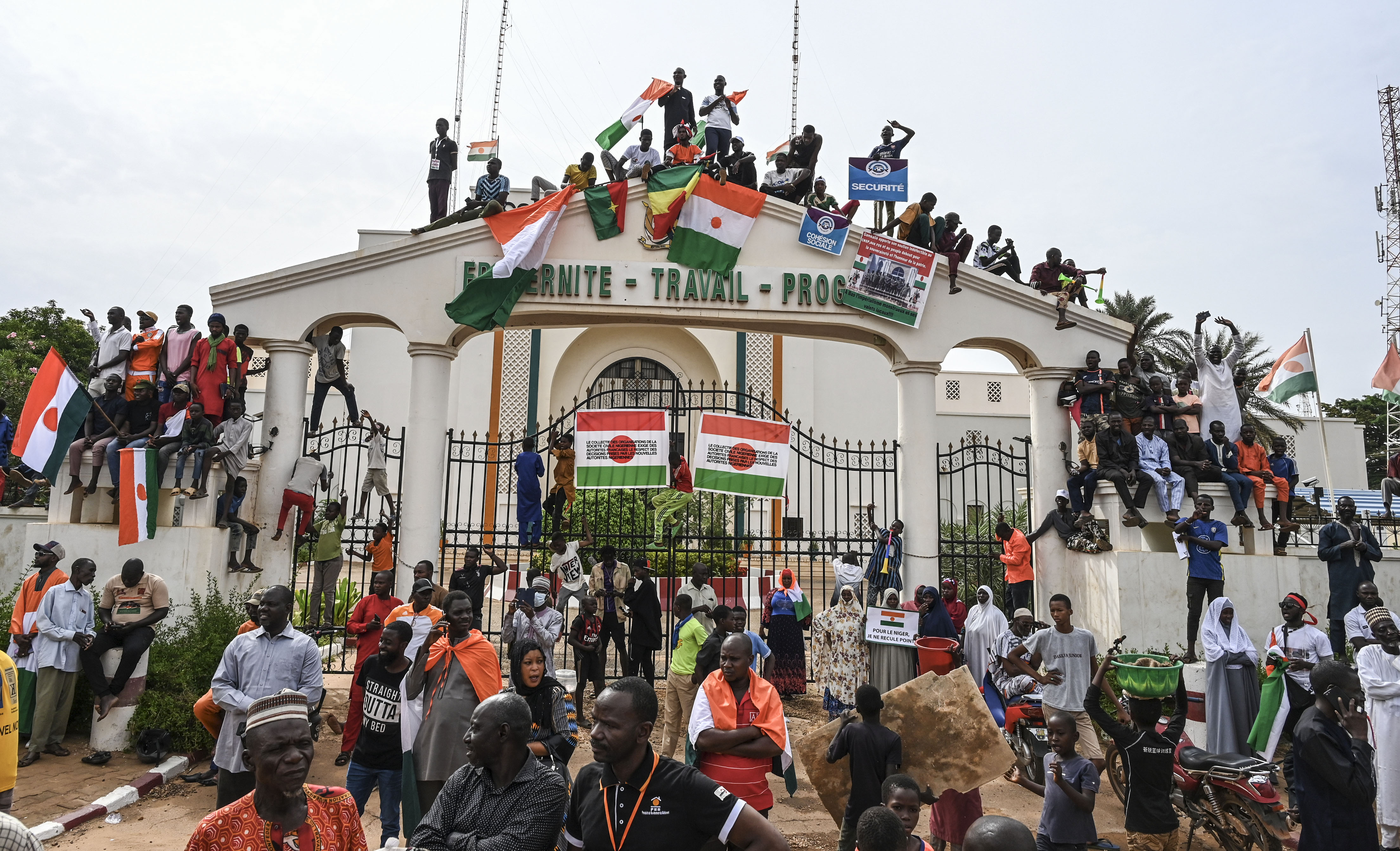 Supporters of Niger's National Concil of Sefeguard of the Homeland (CNSP) gather at Place de la Concertation in Niamey on August 20, 2023.