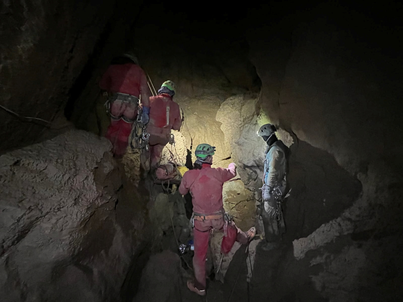 Rescuers carry US caver Mark Dickey in a cave in southern Turkey