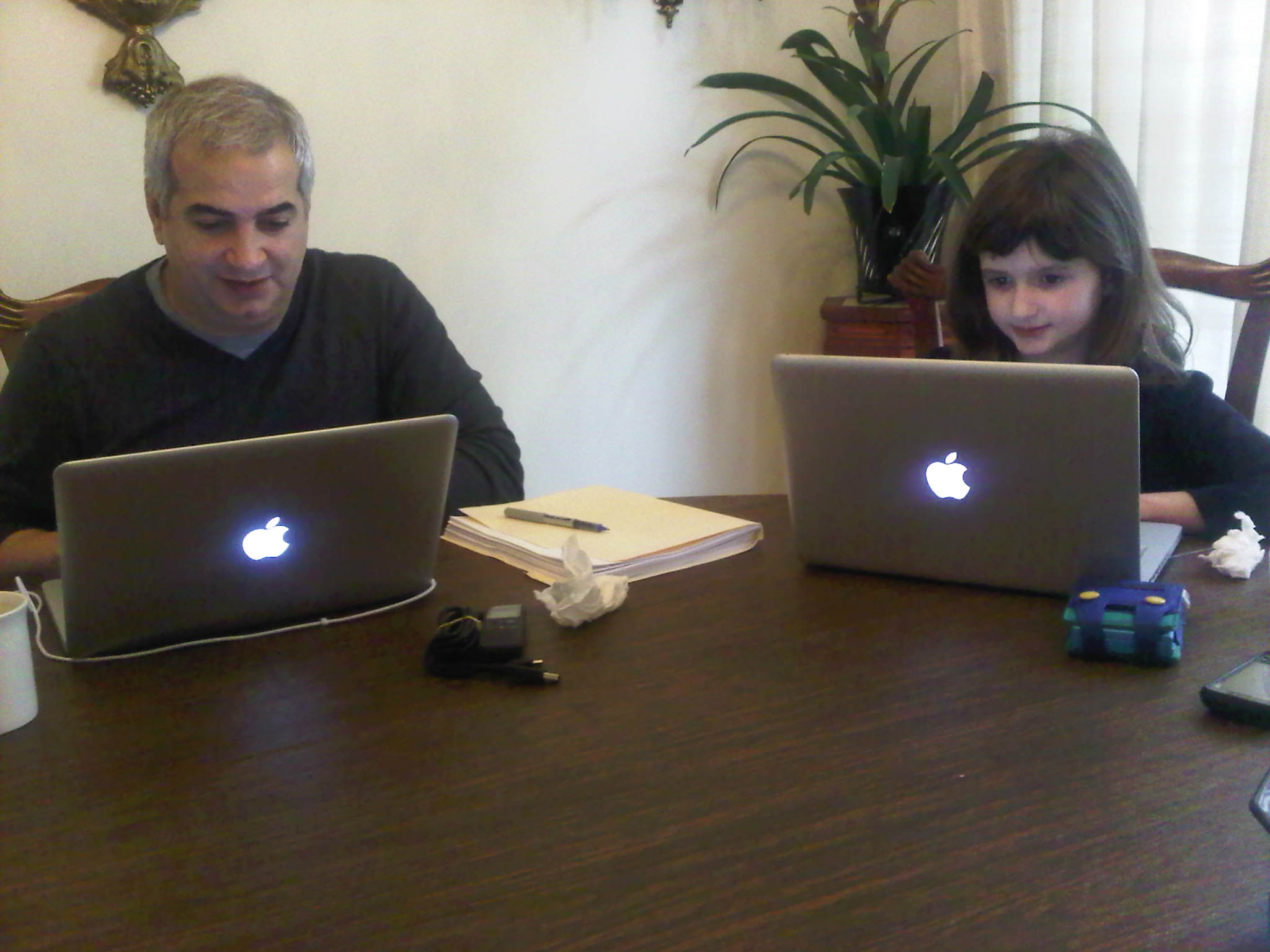 Laila Shadid and her father Anthony Shadid