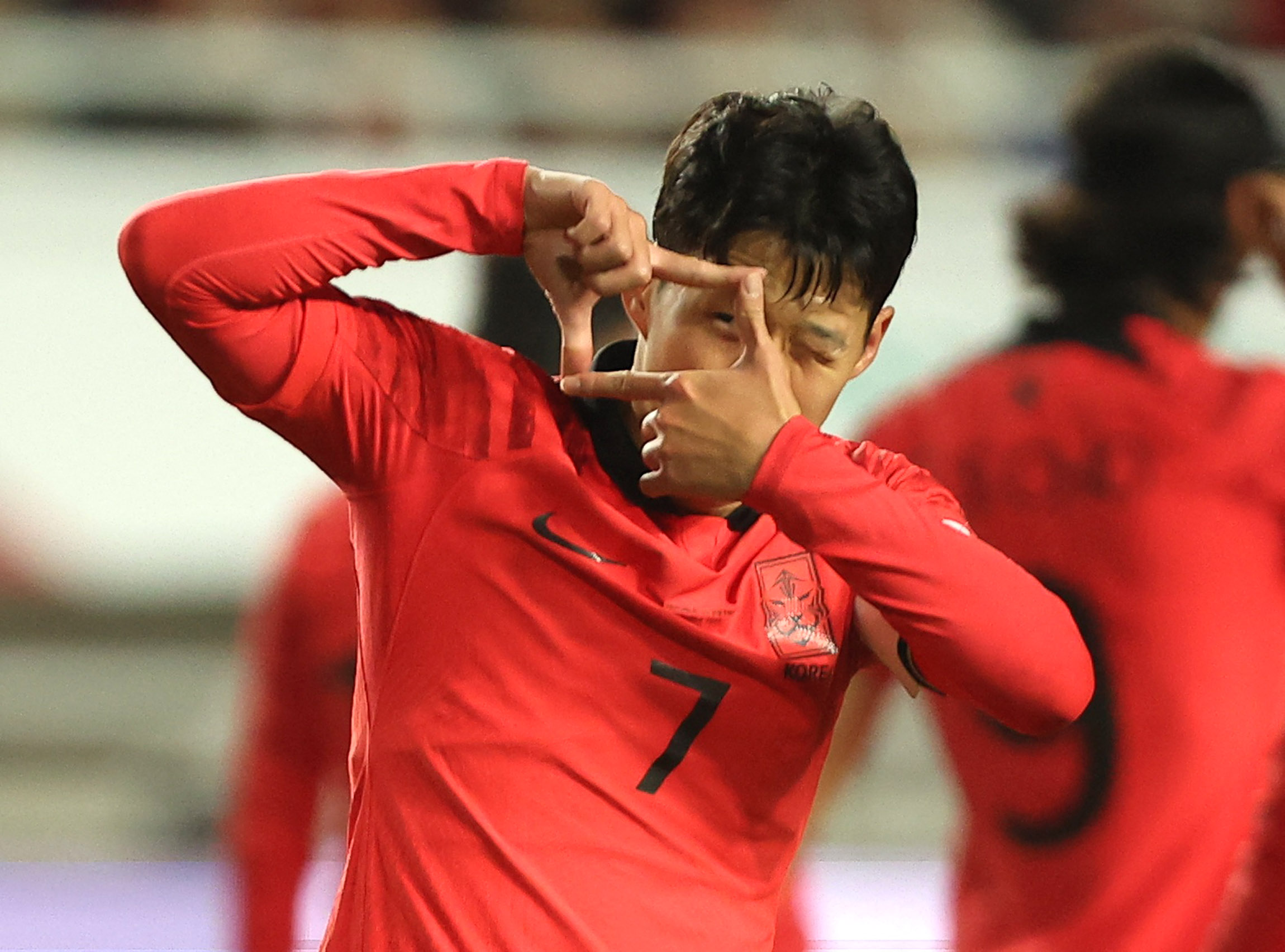 Son Heung-min celebrates for South Korea