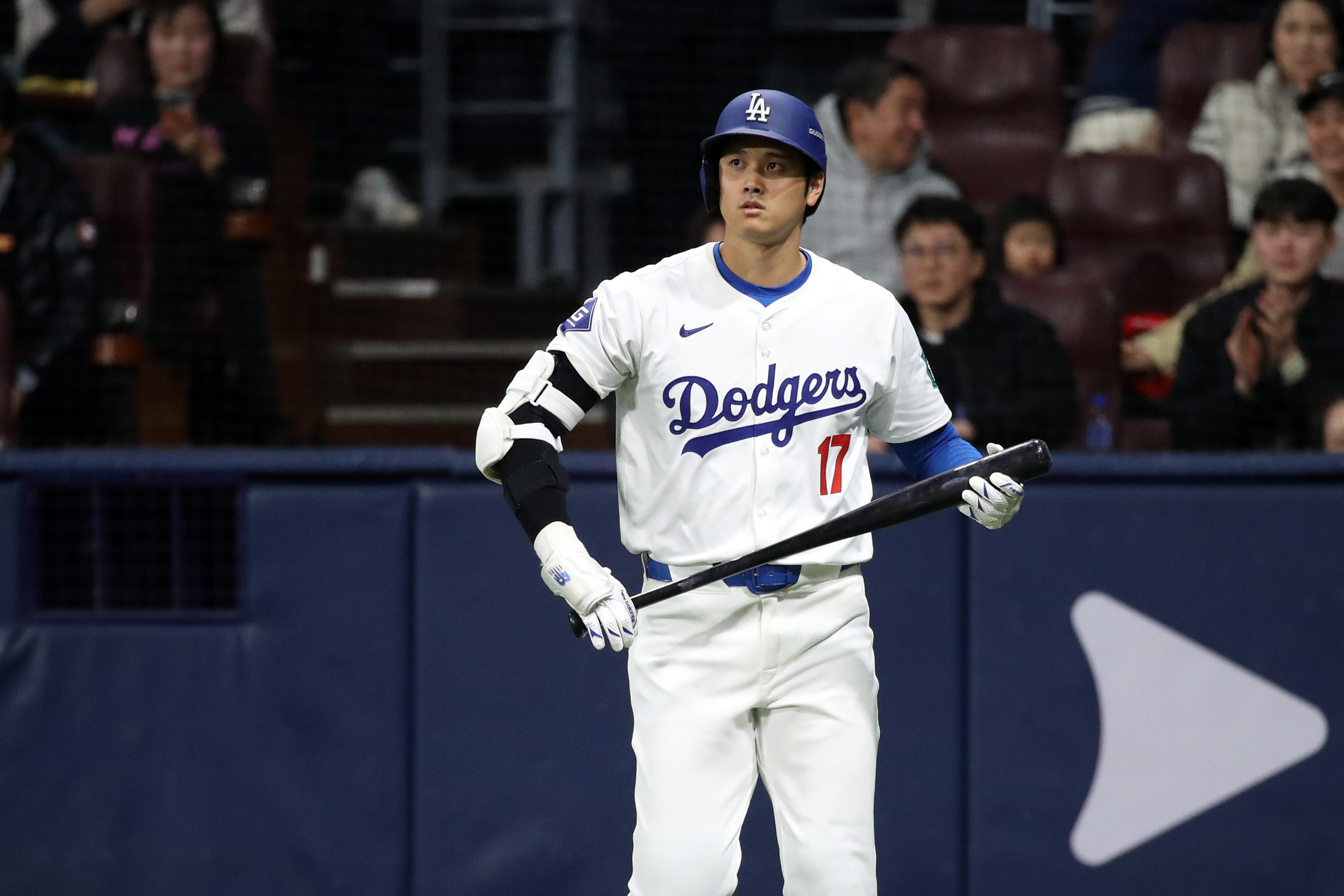 Shohei Ohtani #17 of the Los Angeles Dodgers.