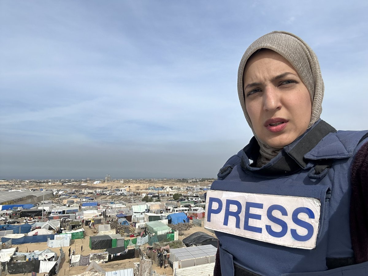 Al Jazeera&rsquo;s Youmna ElSayed won the Pimentel Fonseca Civil Journalism Award at Napoli&rsquo;s International Civil Journalism Festival [Younma ElSayed via X]