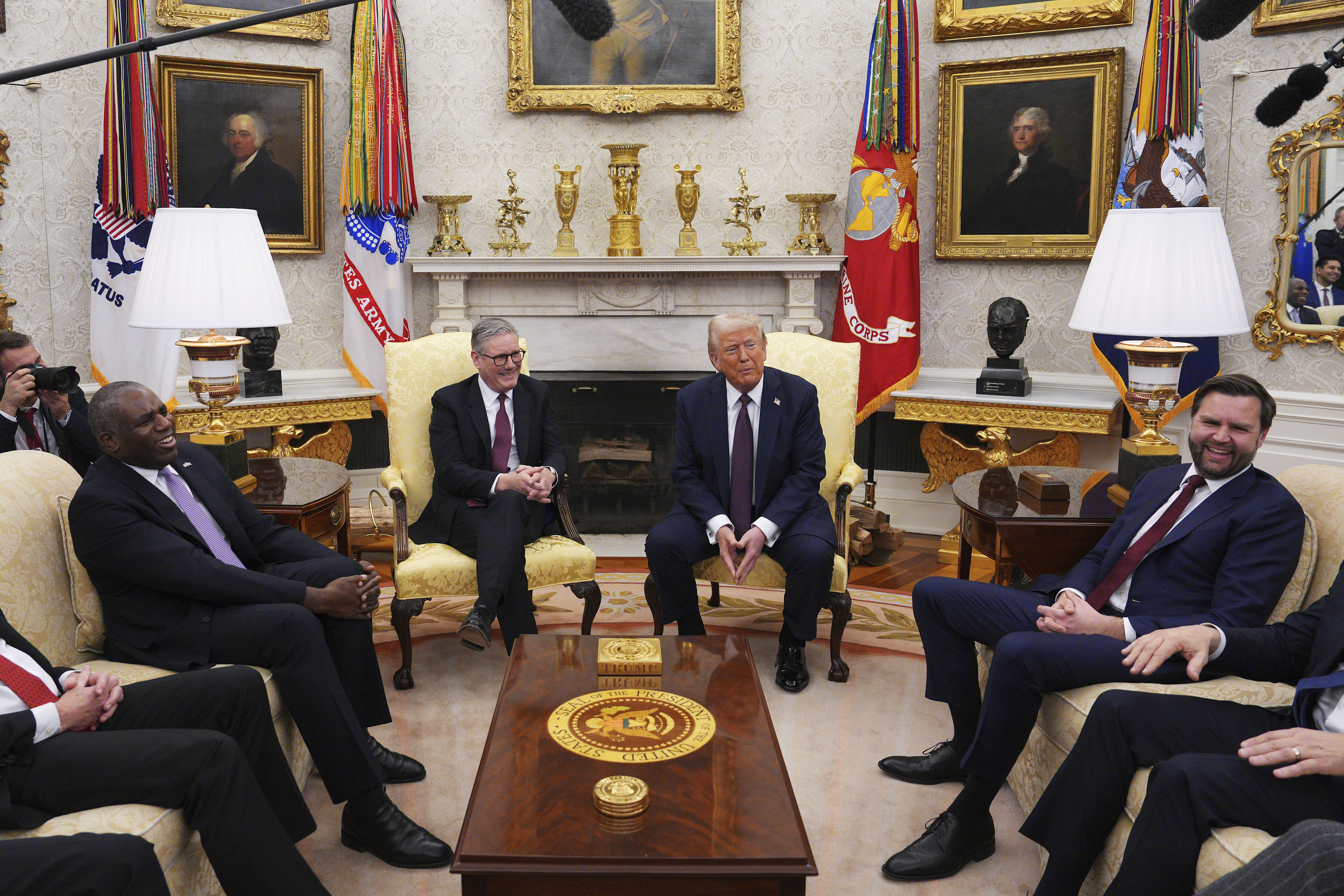Keir Starmer and Donald Trump host an Oval Office press conference