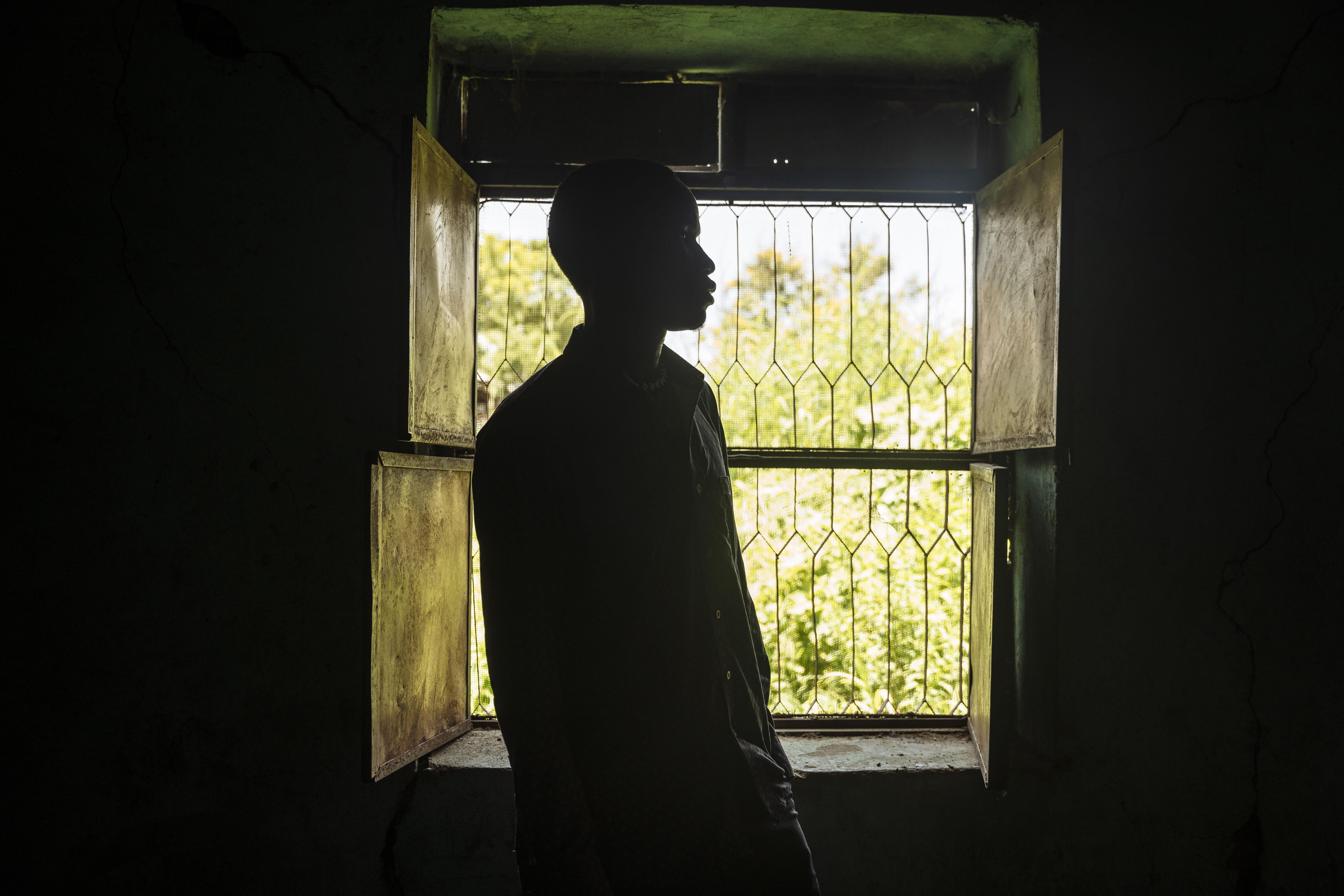 “We all want peace, but revenge keeps fueling the chaos,” says Meleng , 25, deputy leader of a youth gang. Years of gang life have left him with scars and regrets, but he dreams of a day when he can leave violence behind to work and contribute to his community. Muse Mohammed/IOM