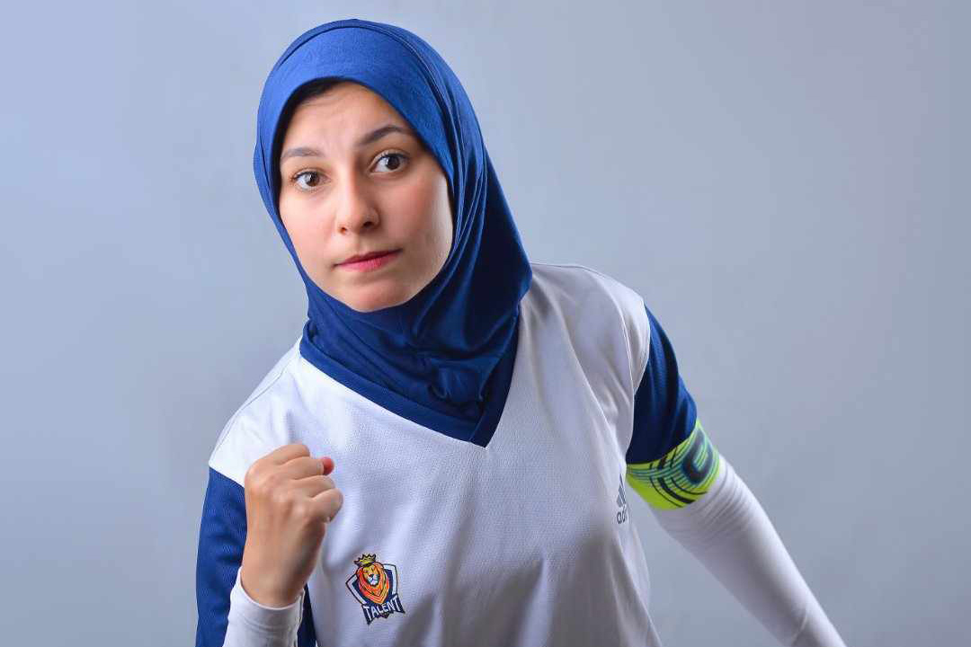 Yasmine Yassir reacts.