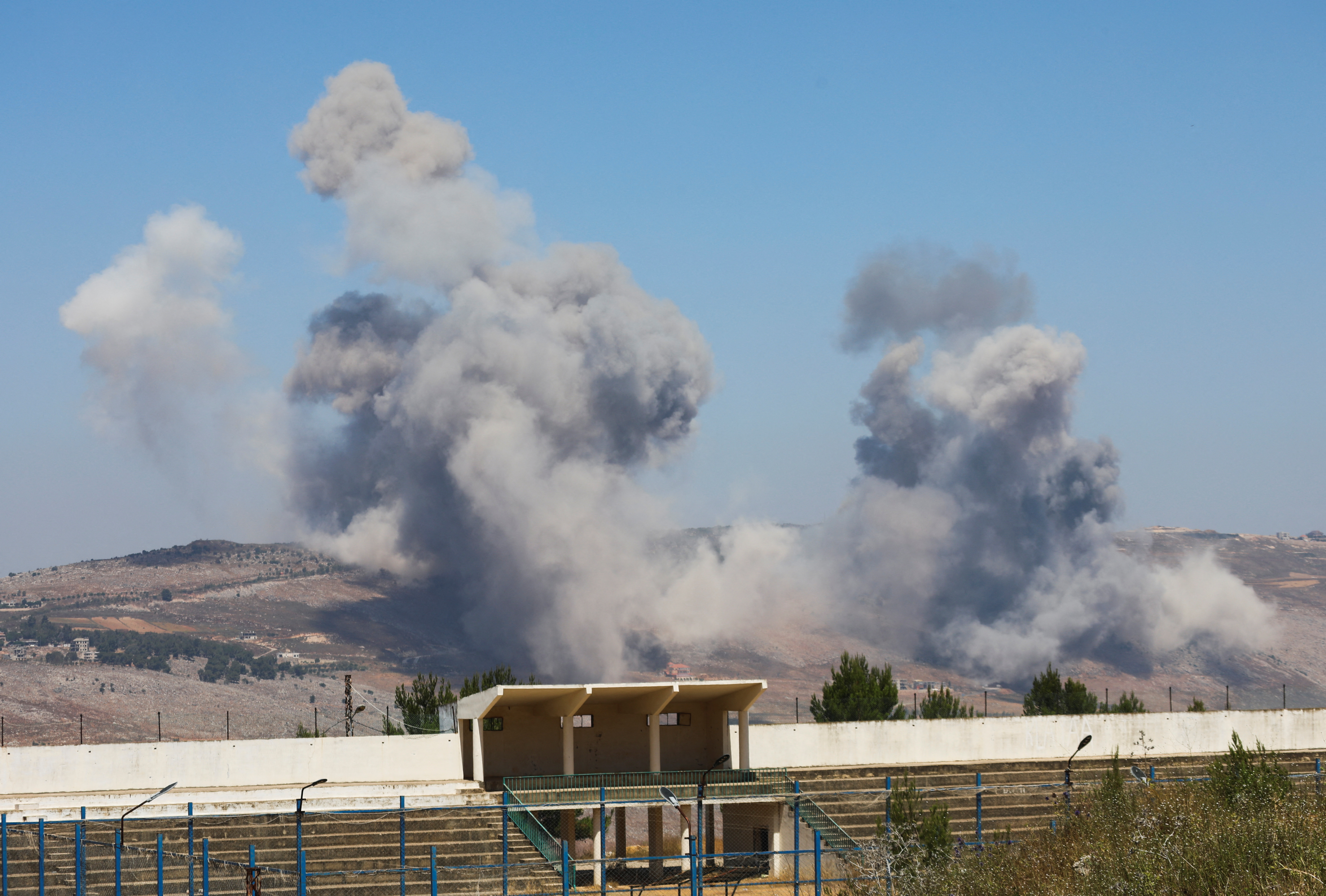 Smoke billows from the Nabatieh district, following Israeli strikes, as seen from Marjayoun, in southern Lebanon, June 27, 2025. REUTERS/Karamallah Daher