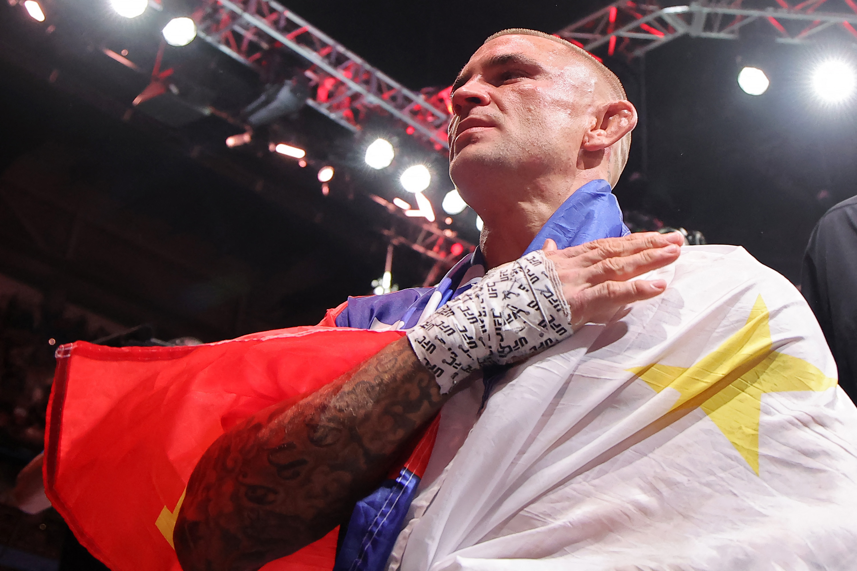 Dustin Poirier reacts.