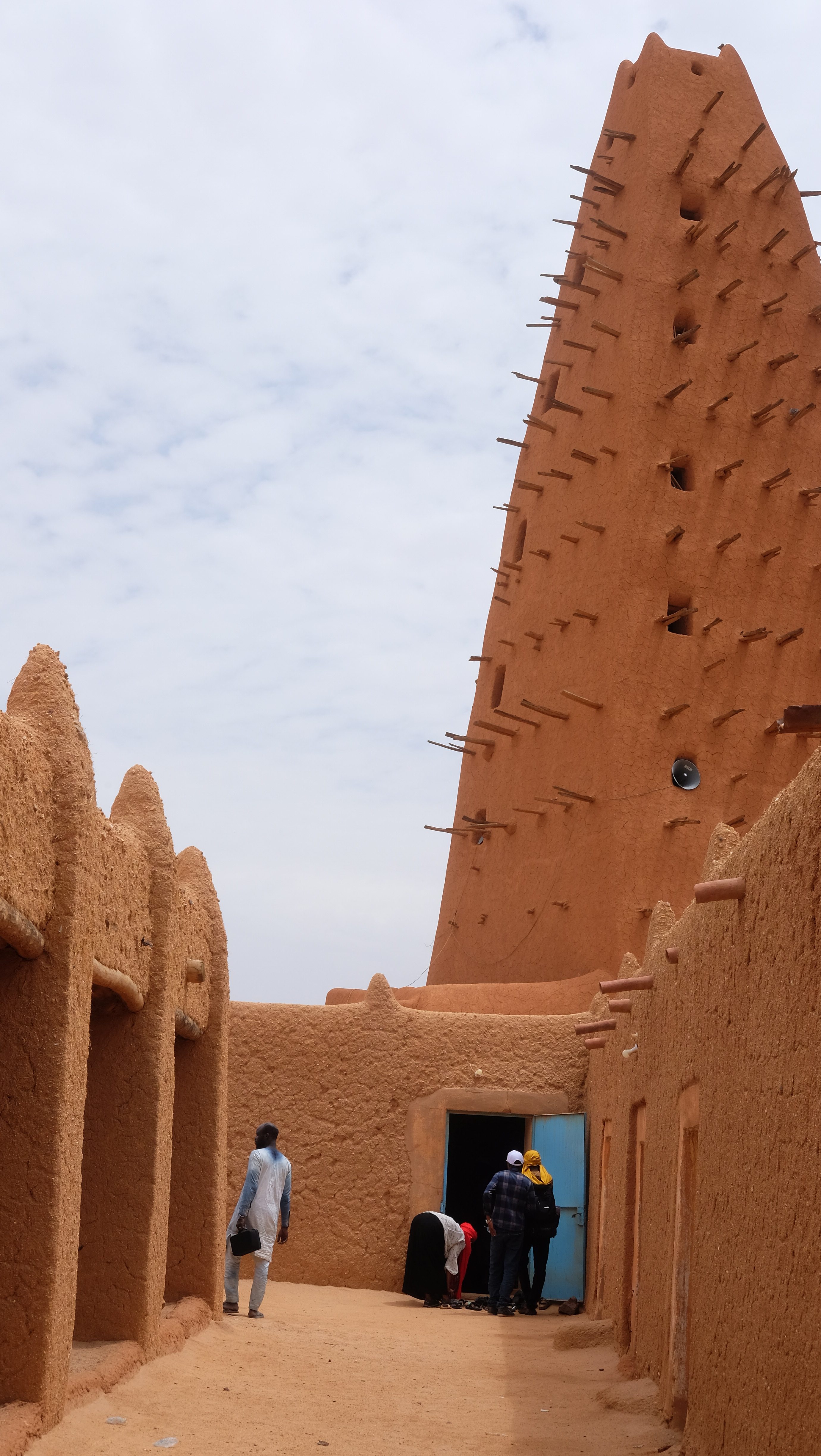 A view of the Grand Mosque of Agadez