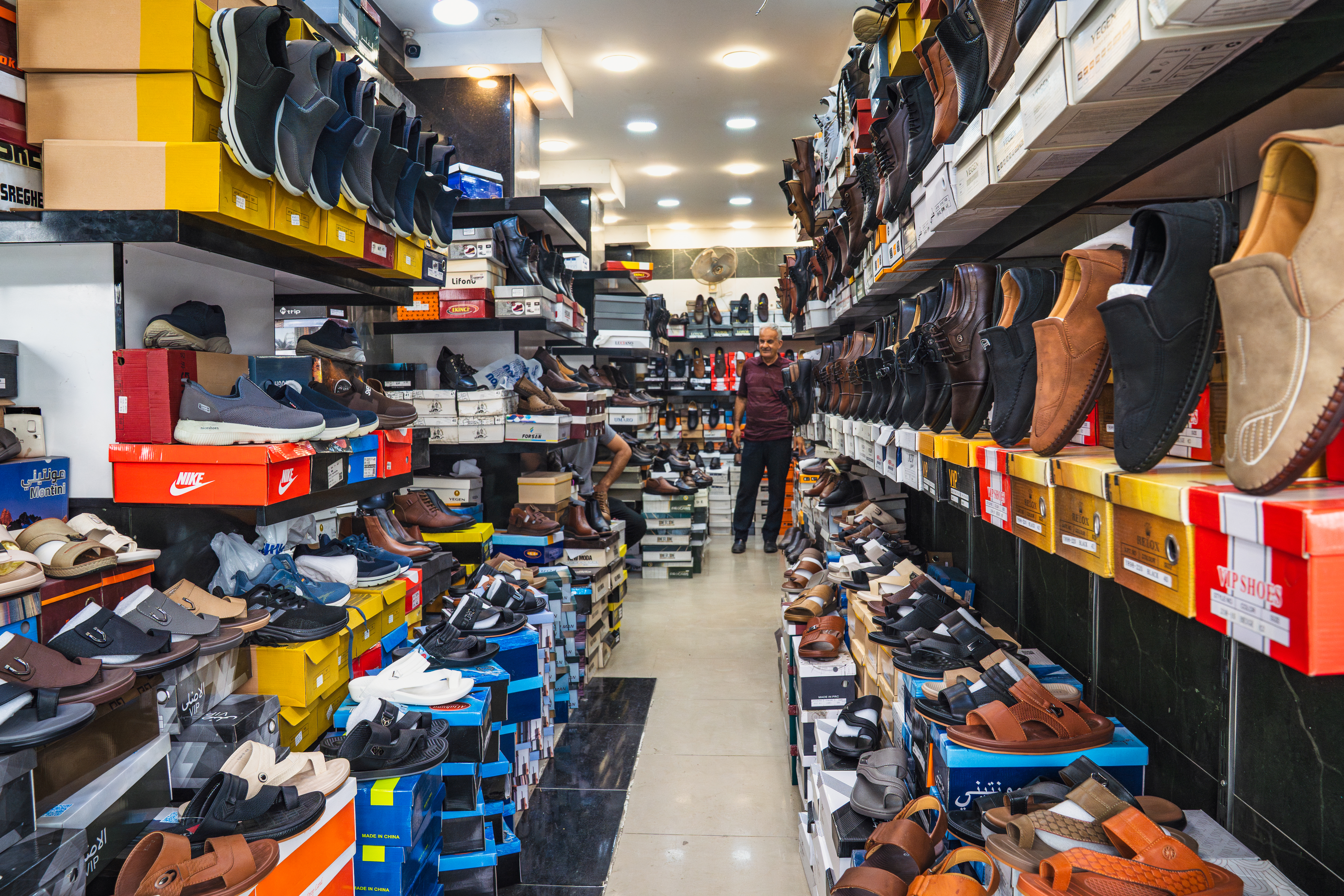 Saad Leather Shoe Factory is among the main suppliers of Iraqi-made shoes to Mosul and the northern province. Photo: IOM 2025/Aram Hakim