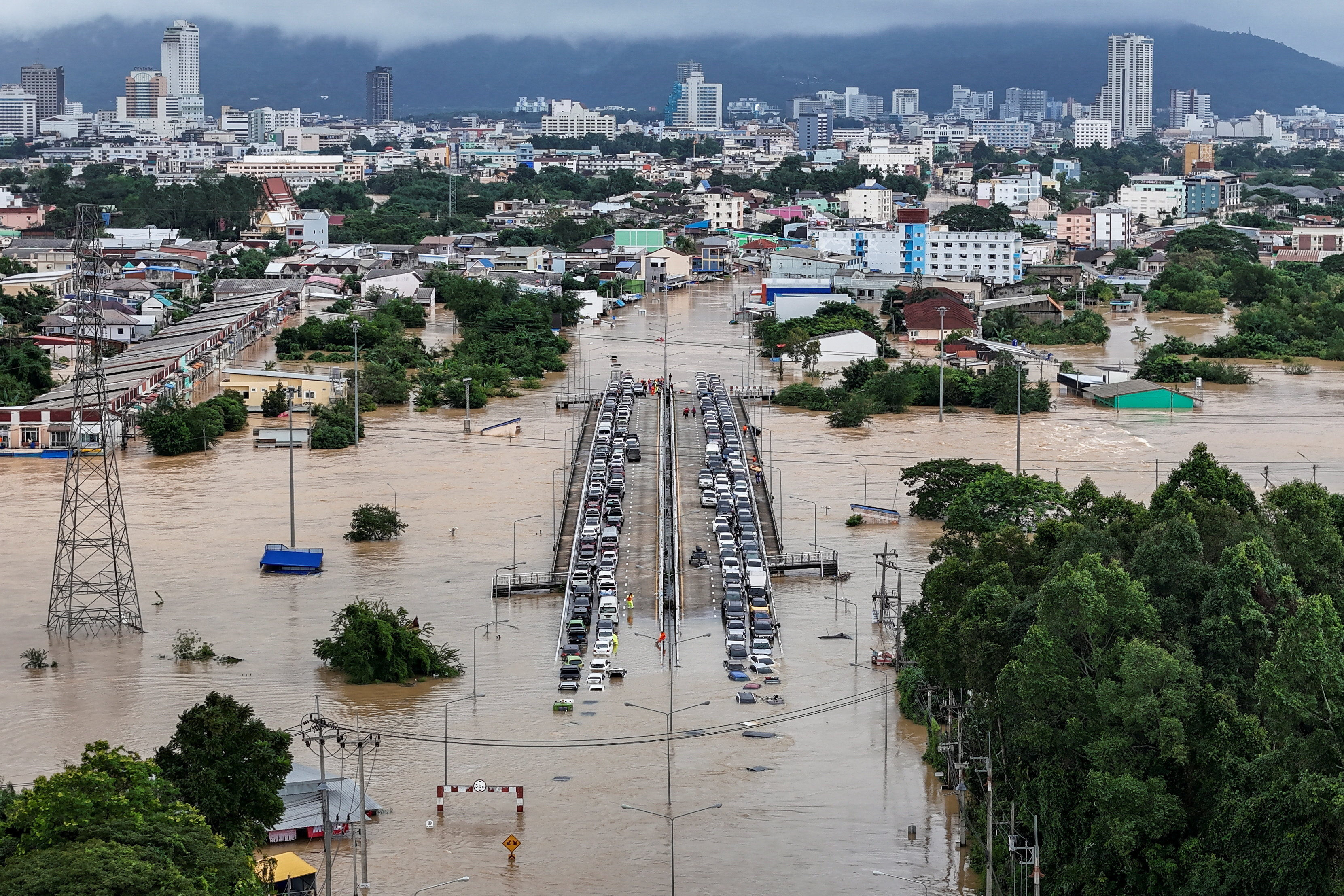 Floods toll rises in southern Thailand