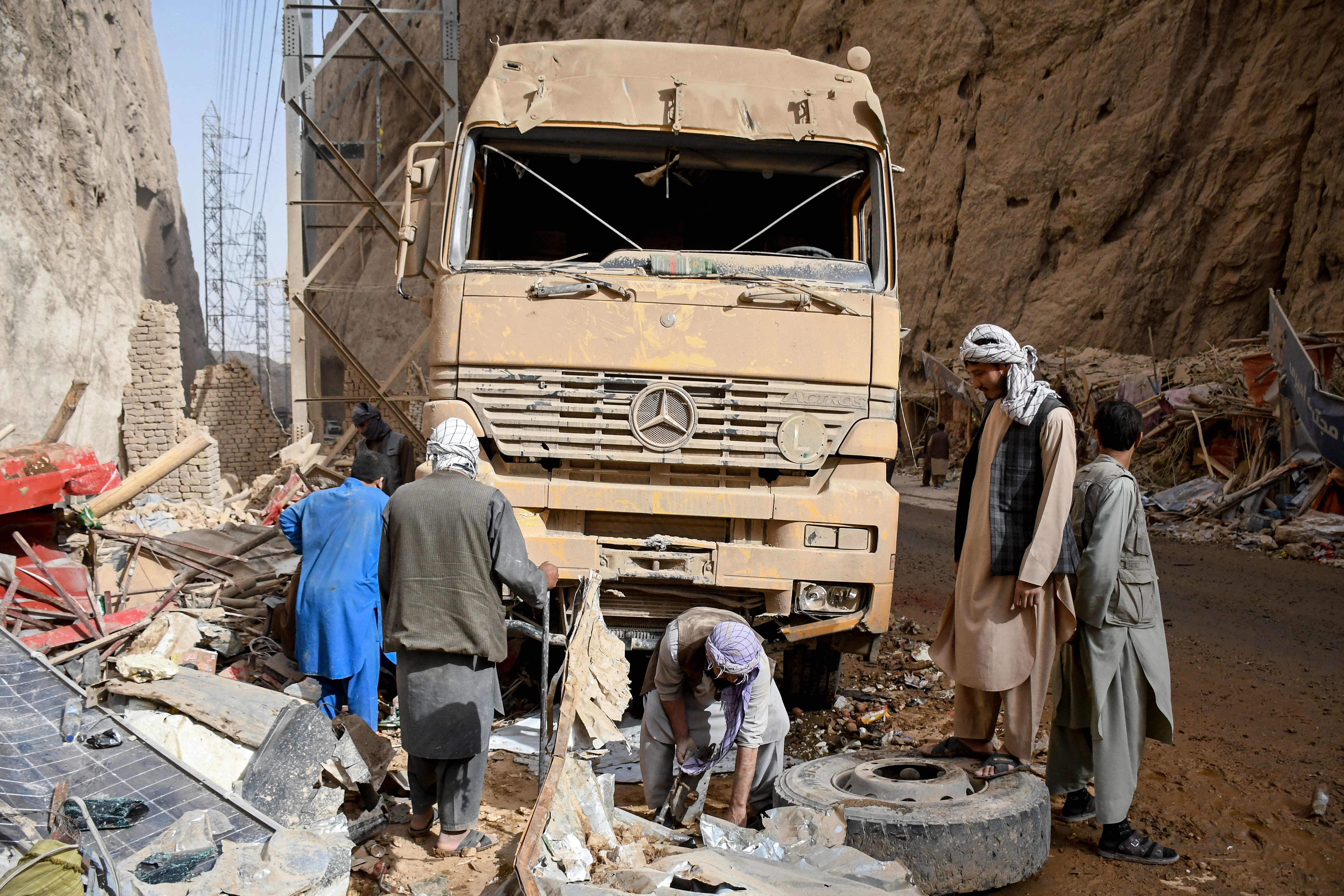 Afghan earthquake survivors face winter cold after deadly quakes