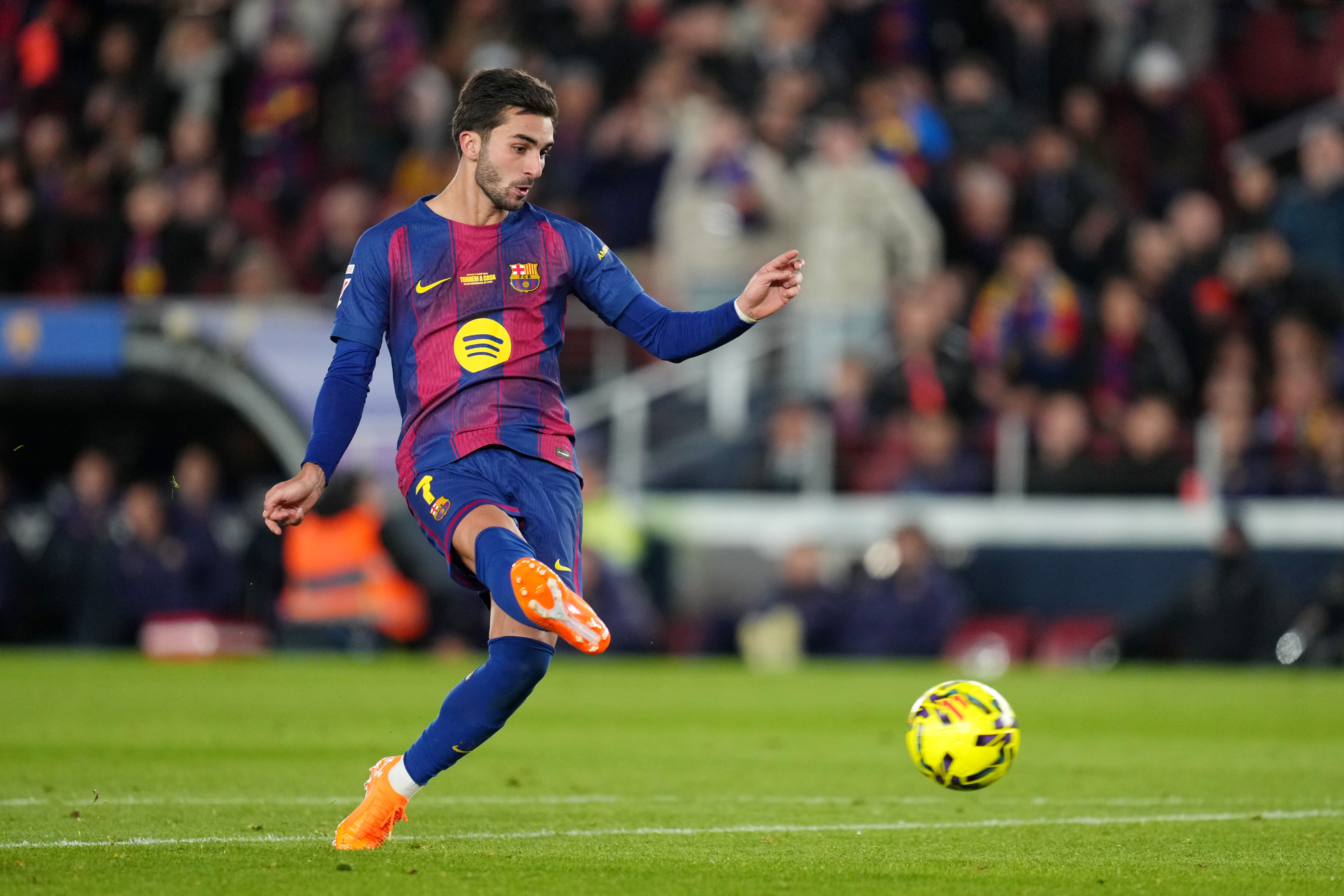 BARCELONA, SPAIN - NOVEMBER 22: Ferran Torres of FC Barcelona scores his team's fourth goal during the LaLiga EA Sports match between FC Barcelona and Athletic Club at Spotify Camp Nou on November 22, 2025 in Barcelona, Spain. (Photo by Alex Caparros/Getty Images)
