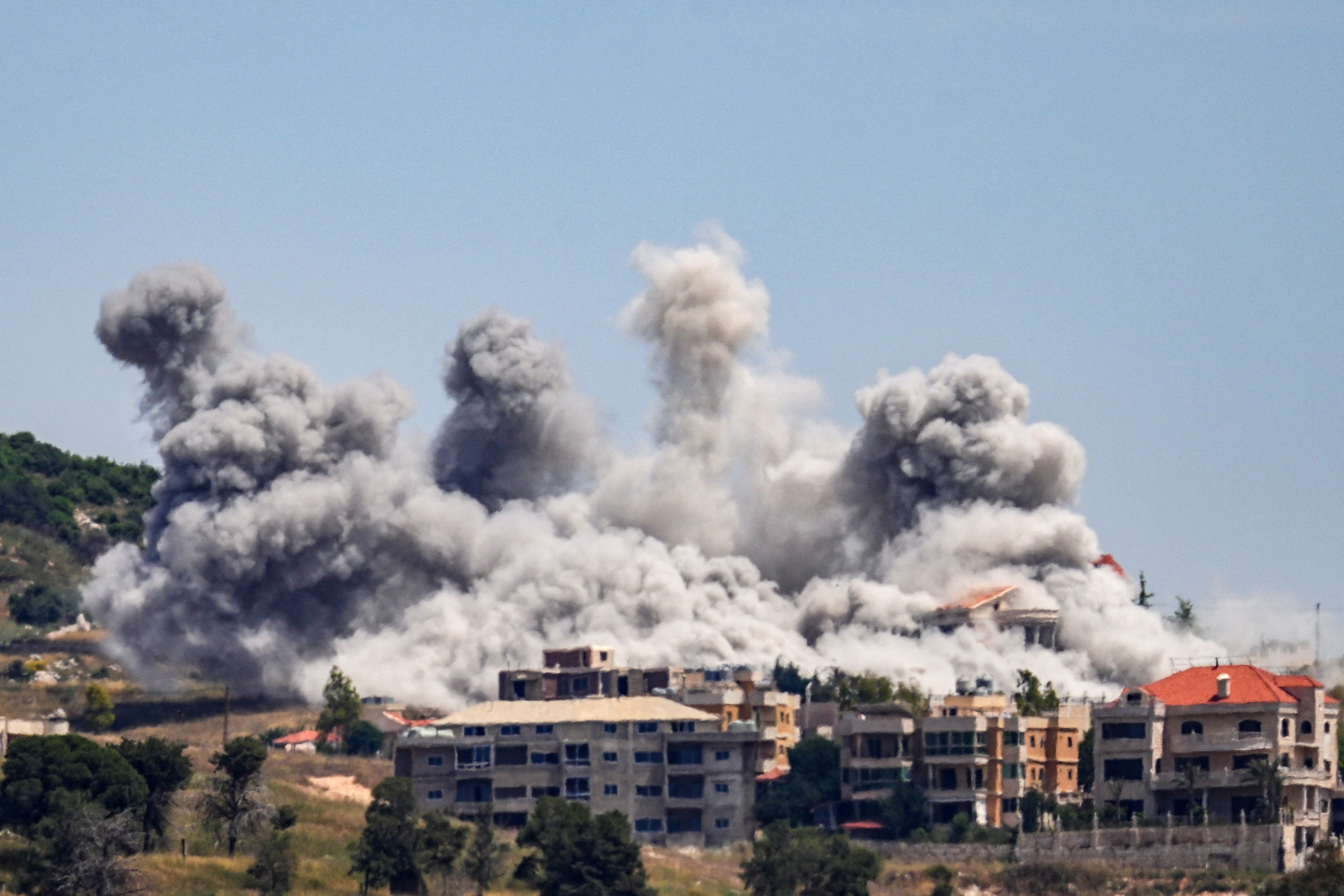 Smoke billows from southern Lebanon, following Israeli strikes, as seen from Nabatieh, Lebanon, June 3, 2026. REUTERS/Stringer