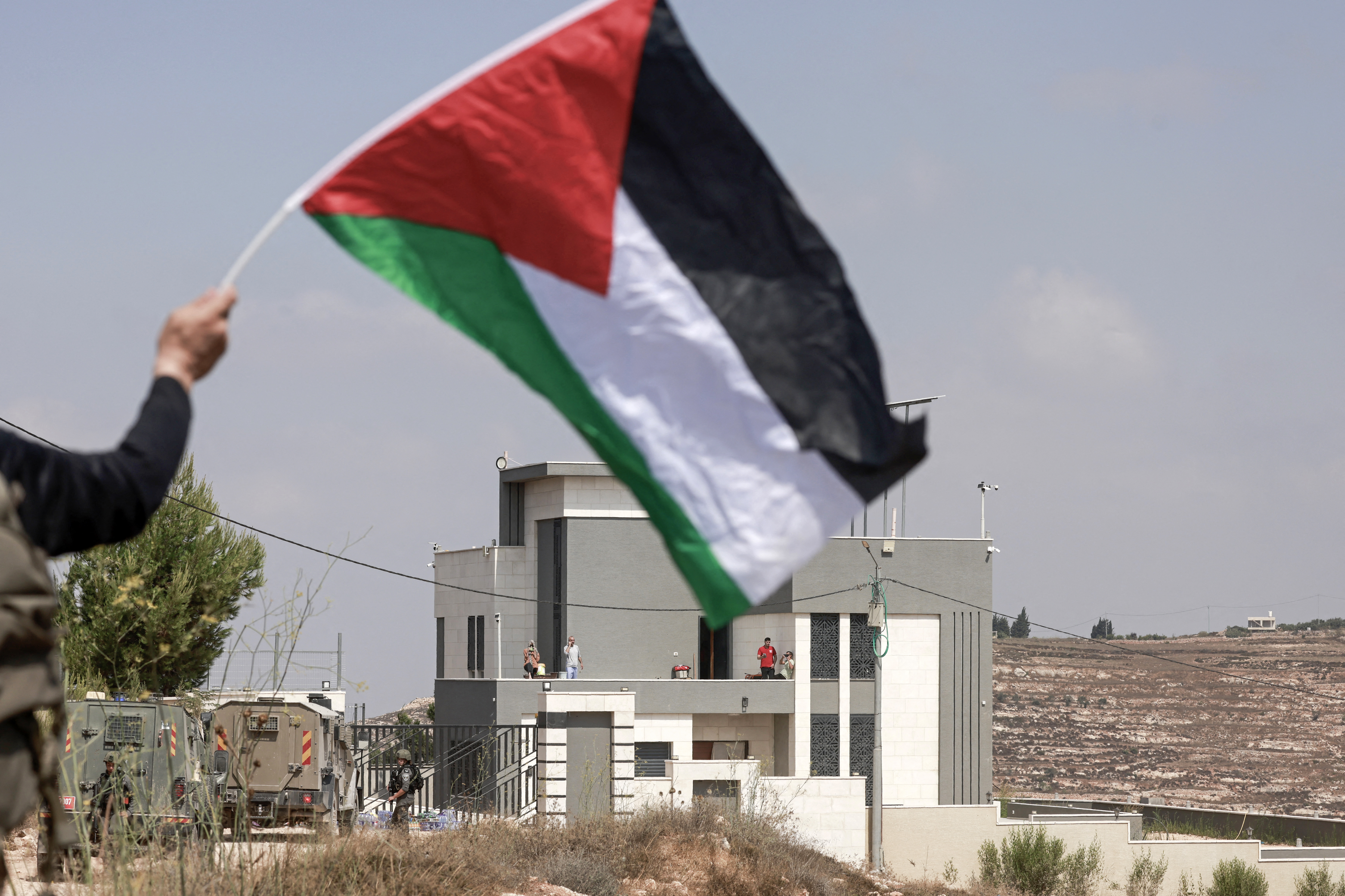 Global outcry fails to break West Bank siege