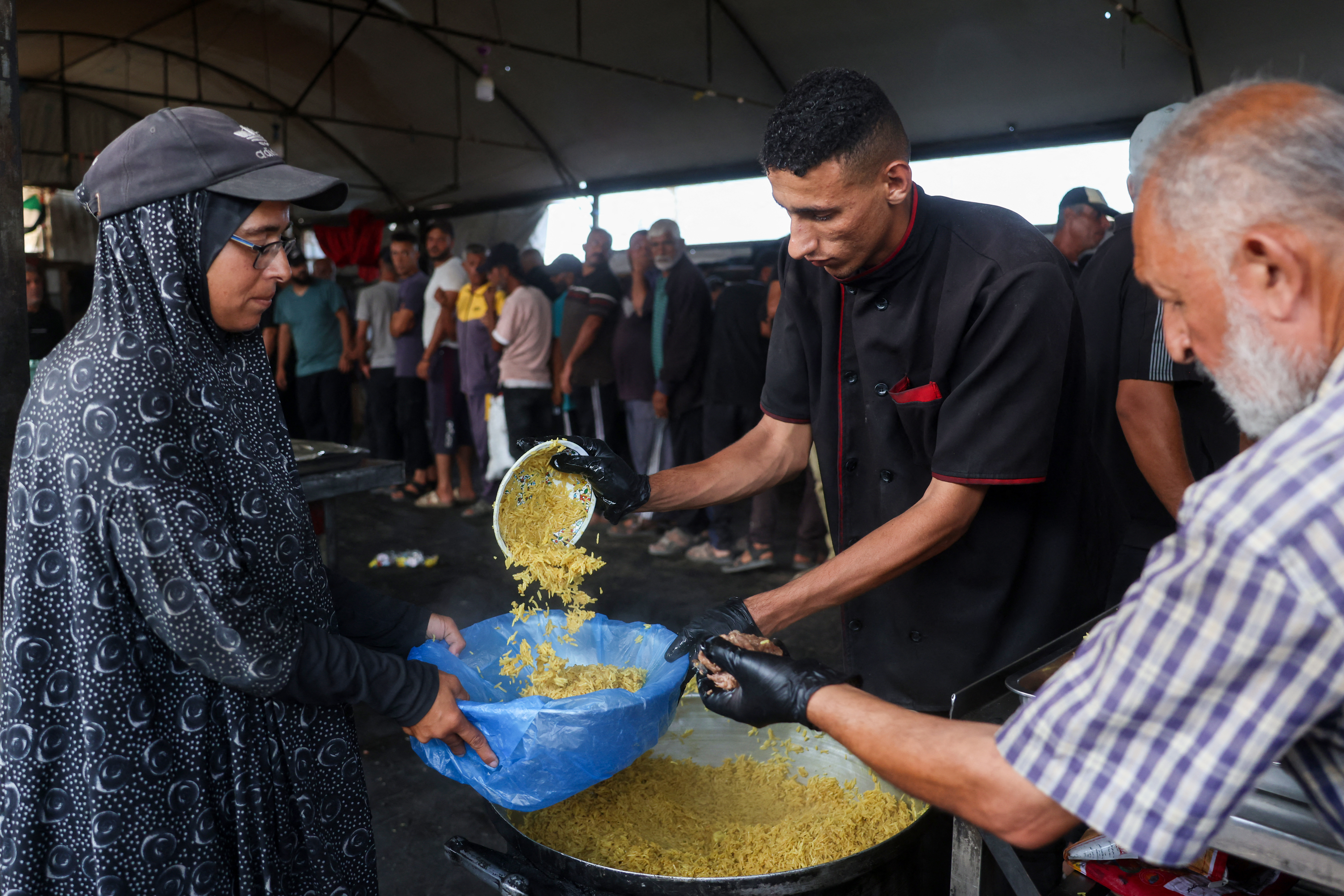 Gaza mothers endure endless lines as famine fears persist