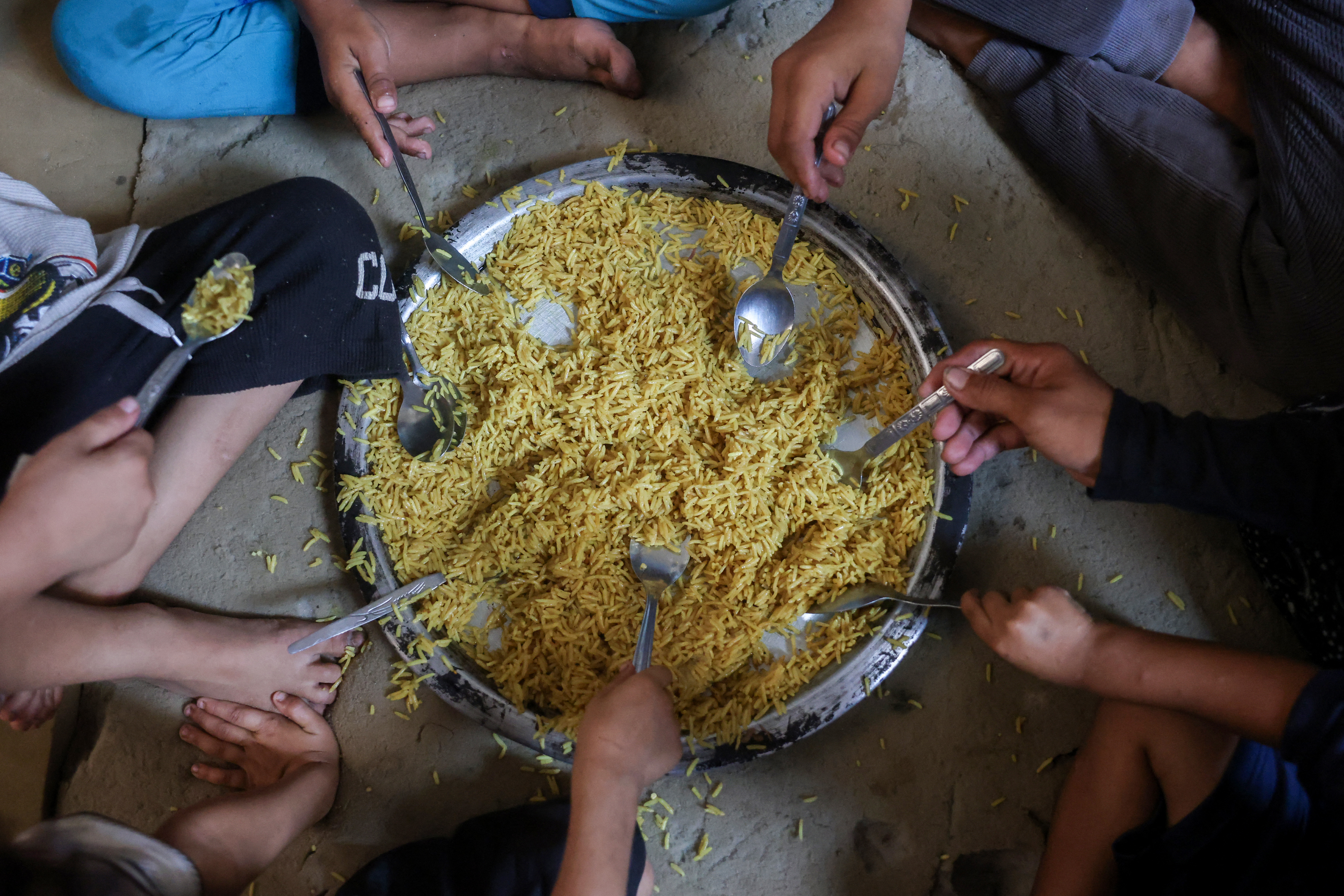 Gaza mothers endure endless lines as famine fears persist