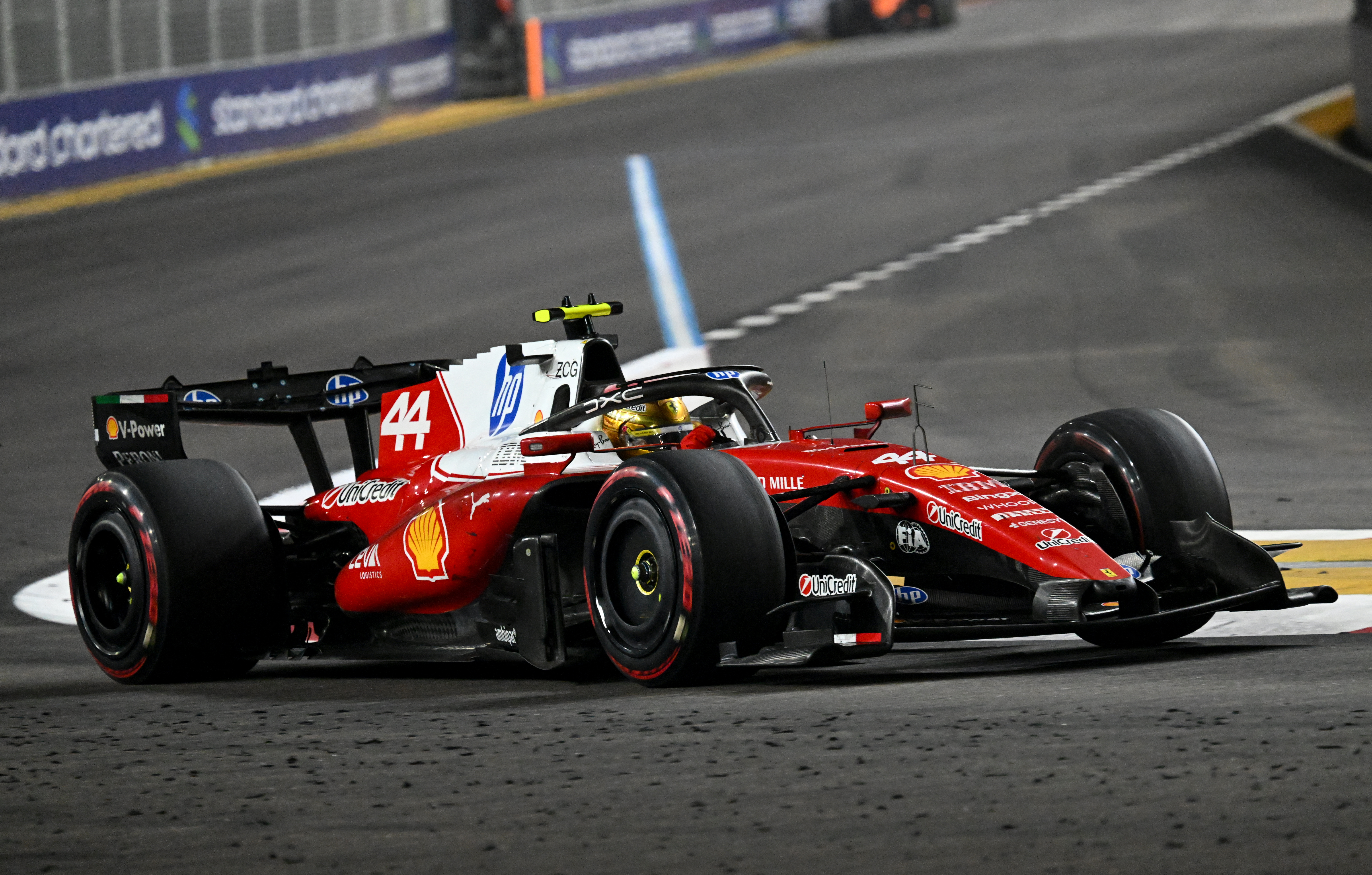 lewis hamilton ferrari