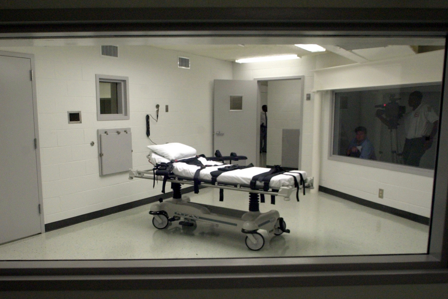 FILE - Alabama's lethal injection chamber is shown Oct. 7, 2002, at Holman Correctional Facility in Atmore, Ala. (AP Photo/Dave Martin, File)