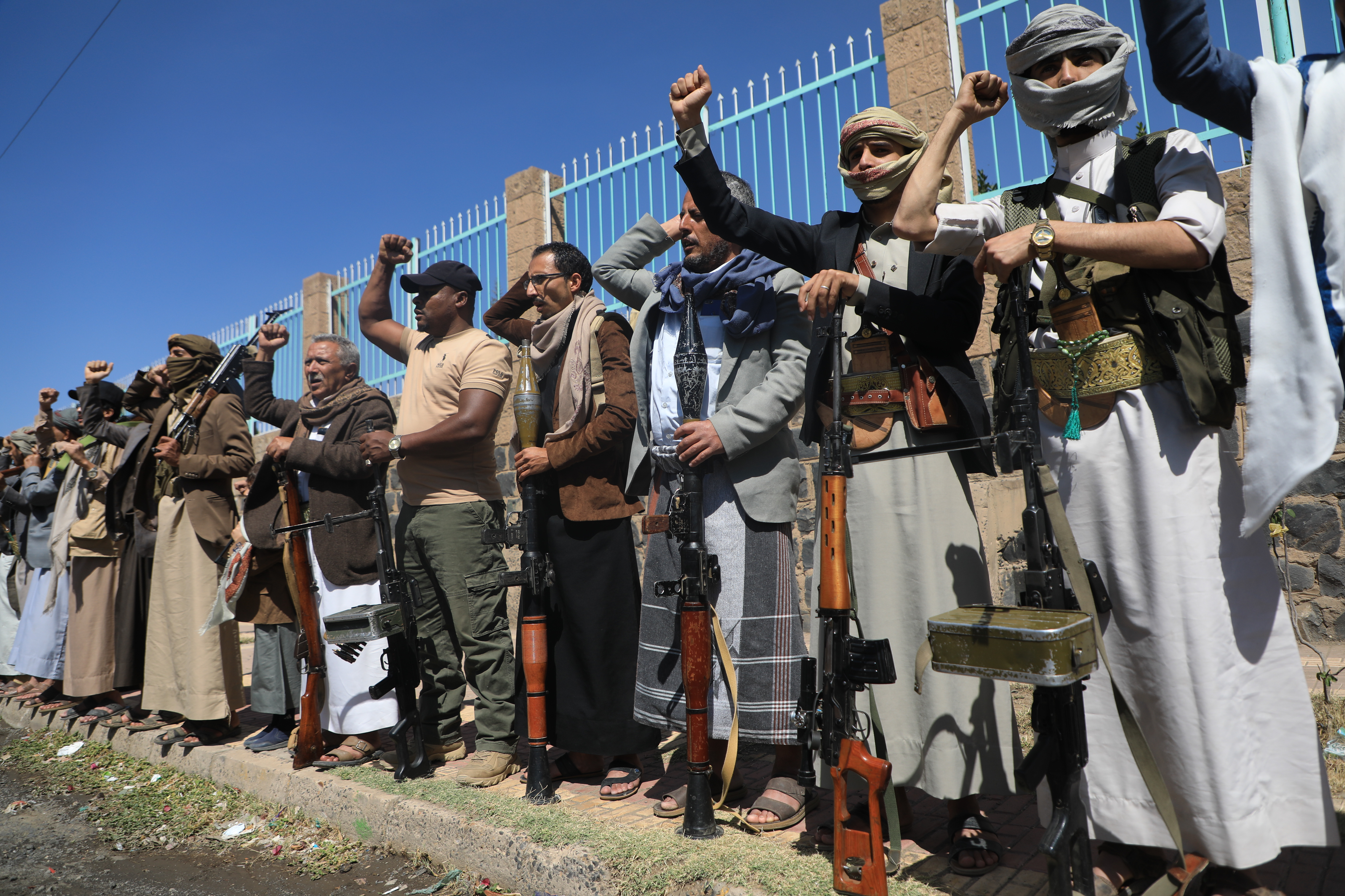 Houthi supporters chant slogans during an armed tribal rally in Sanaa, Yemen, Wednesday, Oct. 7, 2026. (AP Photo/Osamah Abdulrahman)