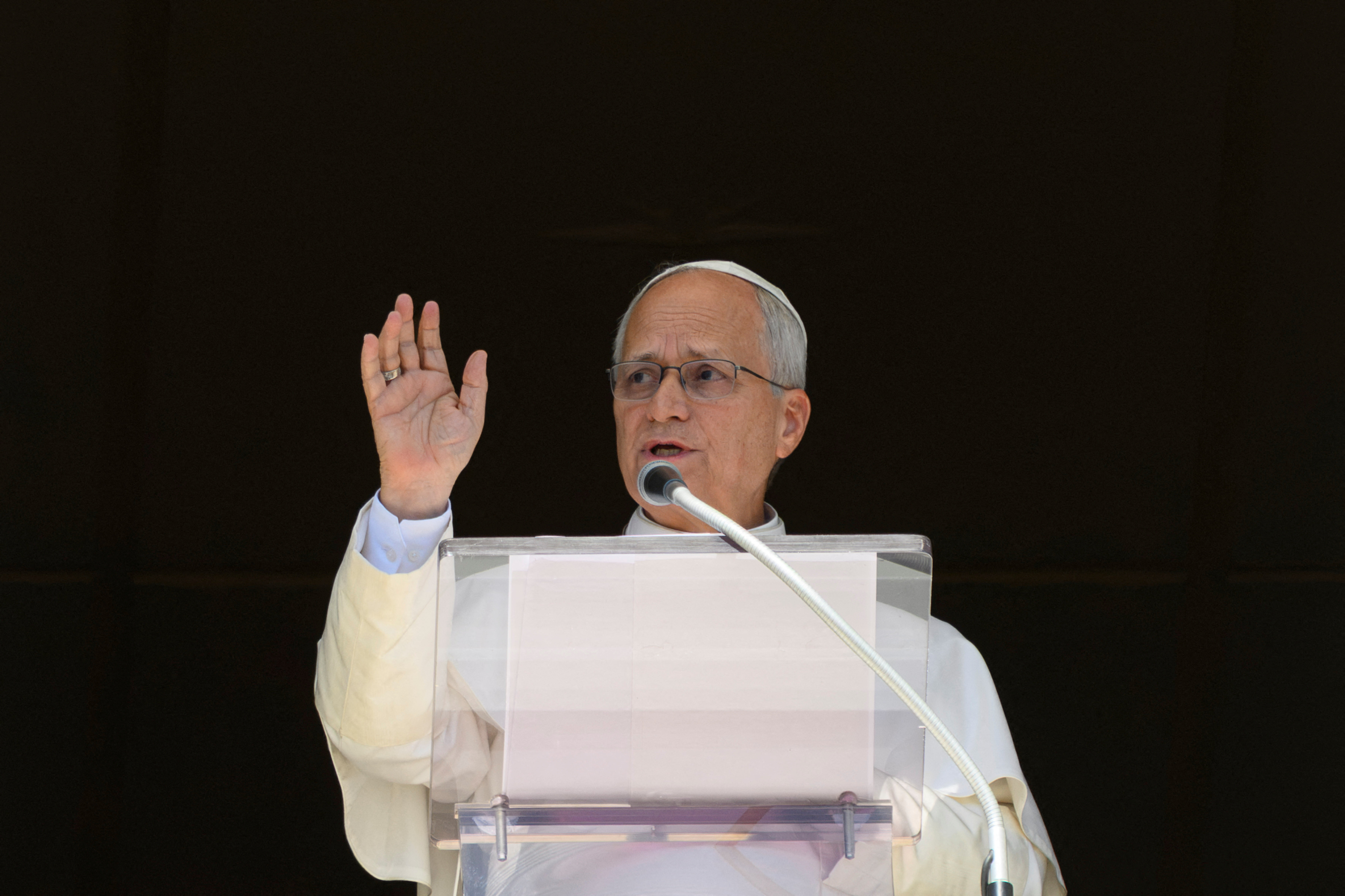 Pope Leo leads the Angelus prayer from the window of the Apostolic Palace at the Vatican, October 11, 2026. Vatican Media/Elisabetta Trevisan/­Handout via REUTERS ATTENTION EDITORS - THIS IMAGE WAS PROVIDED BY A THIRD PARTY.
